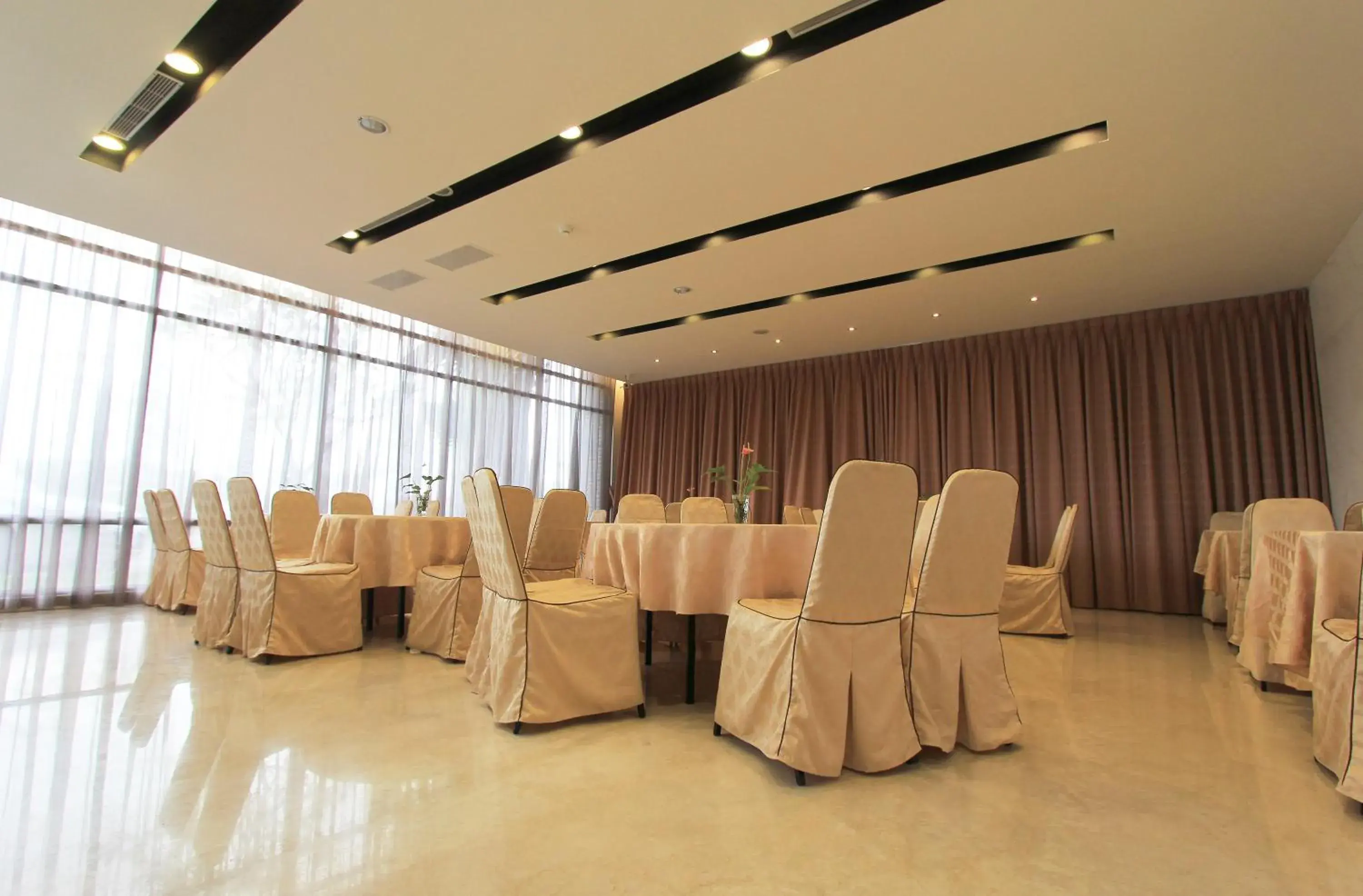 Restaurant/places to eat in Sankaikan Hotel Restaurant/places to eat in Sankaikan Hotel