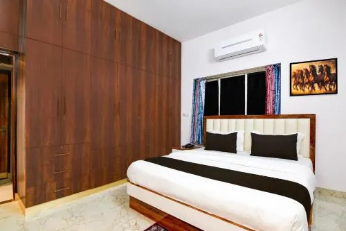 Super Hotel O Aditi Guest House