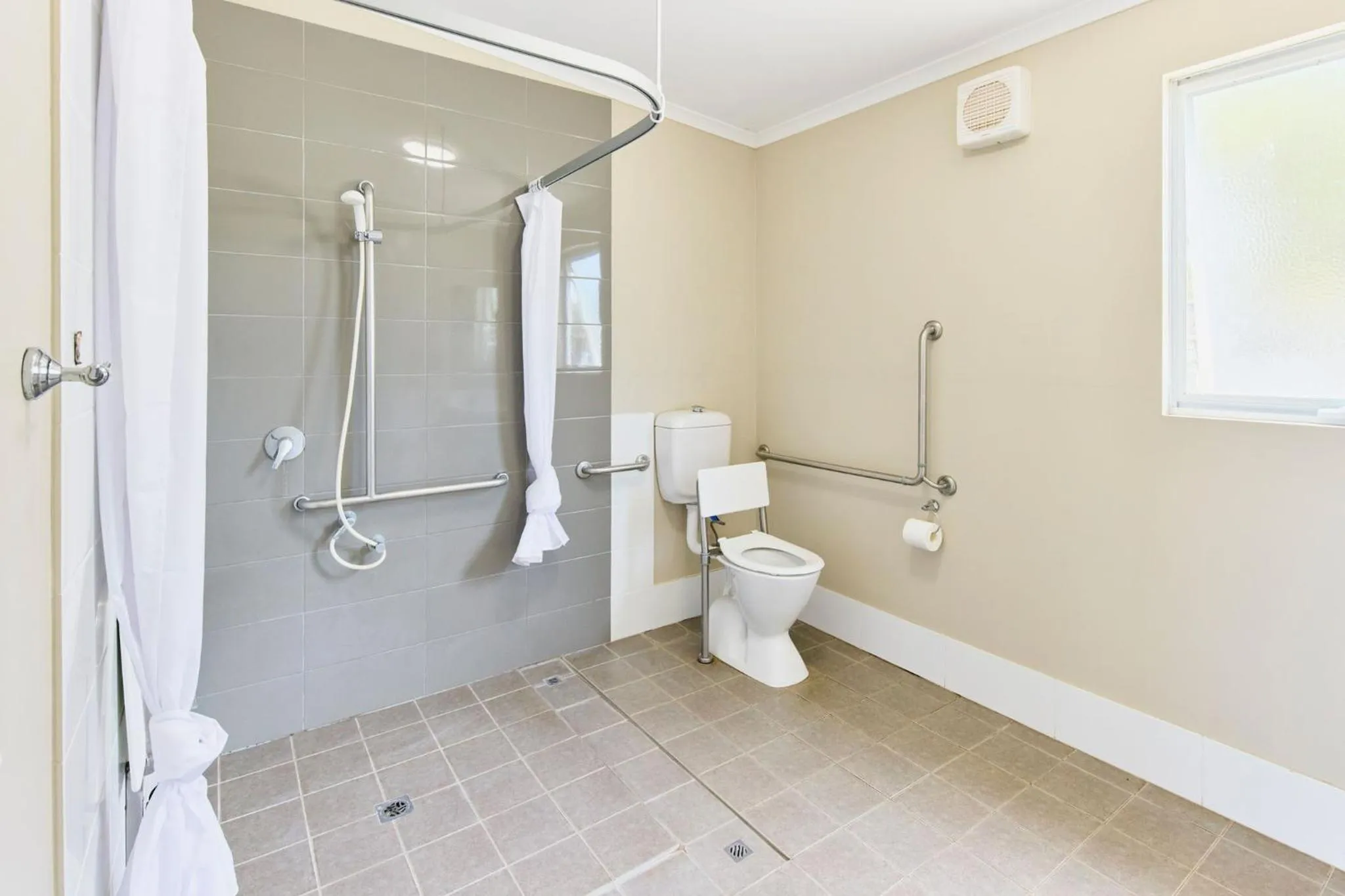 Shower in RAC Cervantes Holiday Park