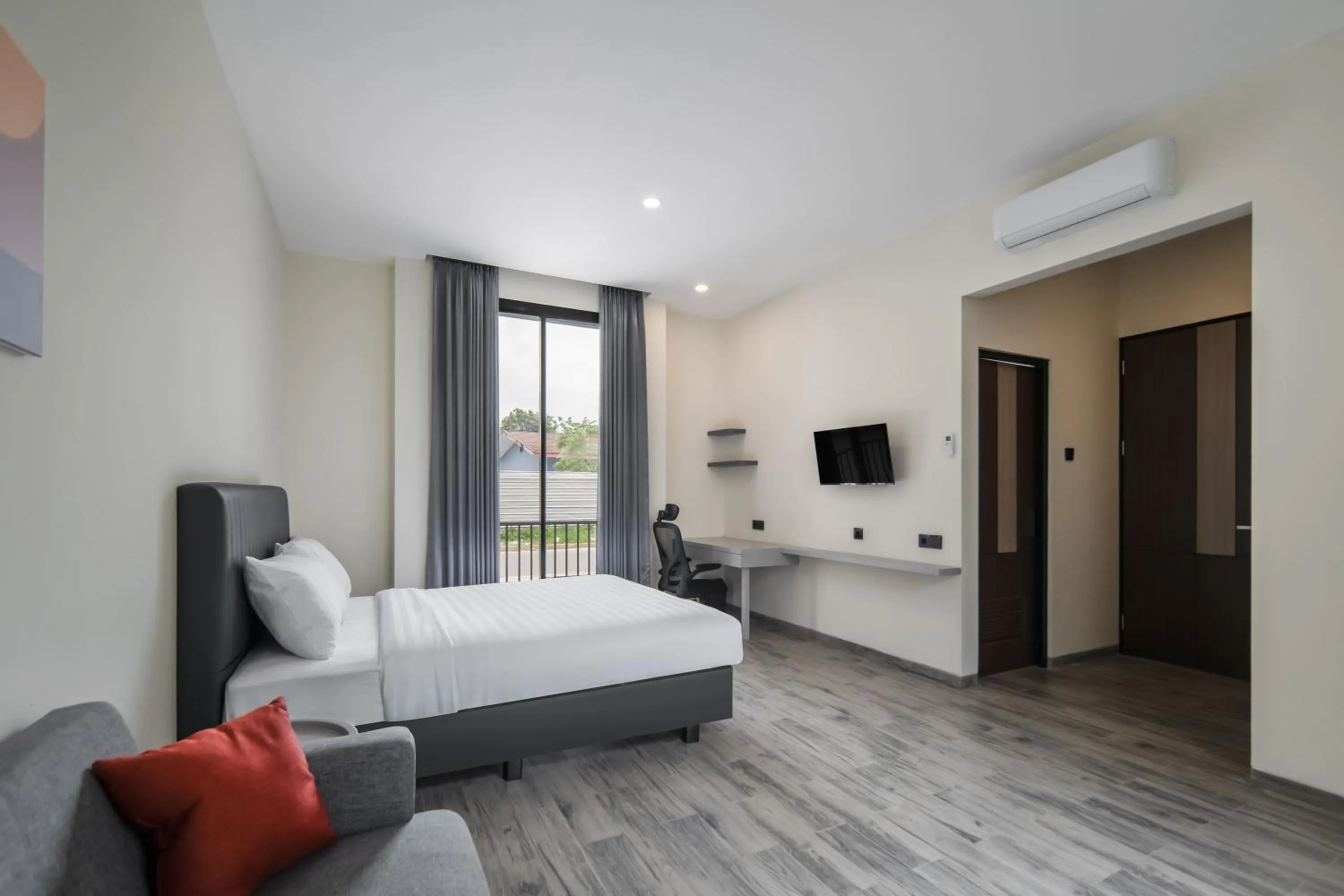 Bed in Cove Legacy