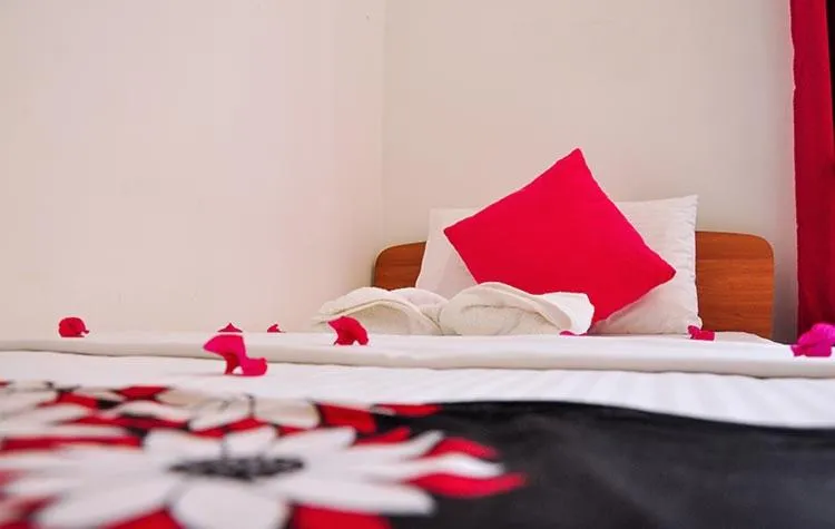 Bedroom, Bed in Sea Breeze Hotel