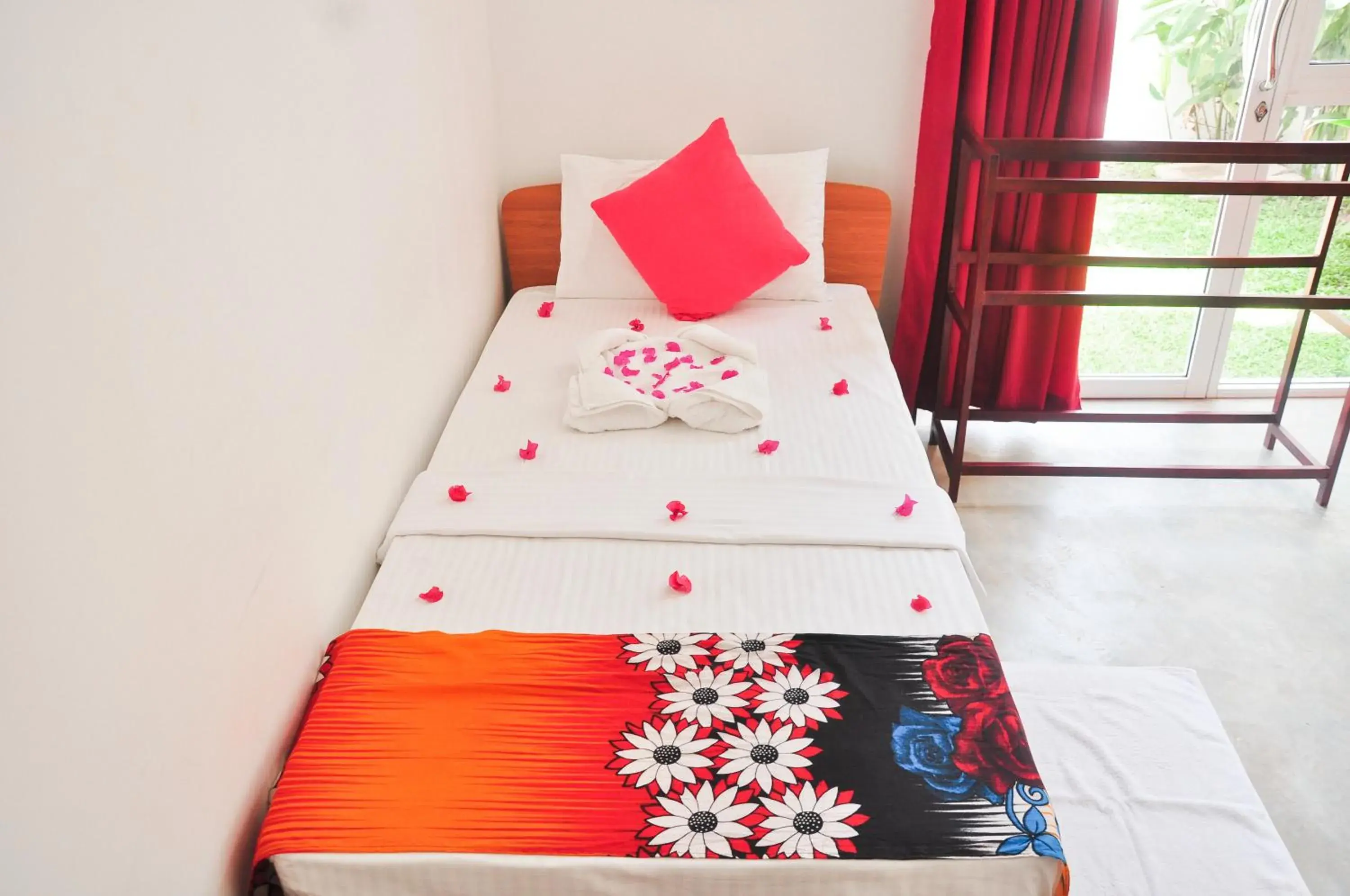 Bedroom, Bed in Sea Breeze Hotel Bedroom, Bed in Sea Breeze Hotel