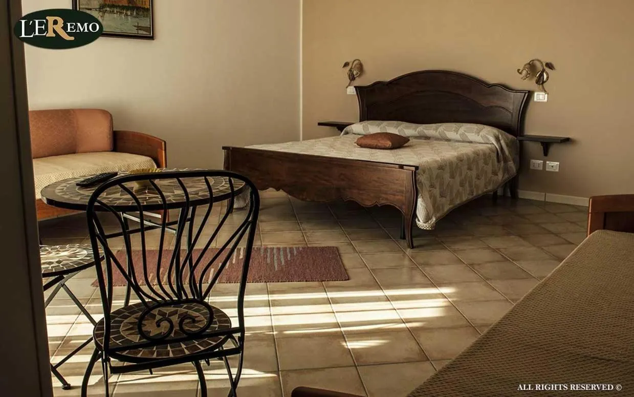 Photo of the whole room in L'Eremo Country House