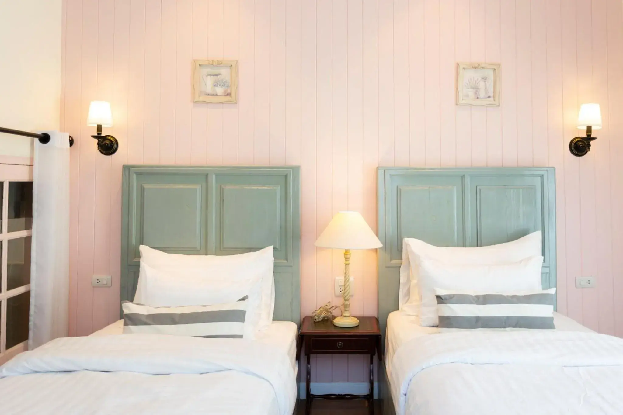 Deluxe Twin Room in Nai Suan Bed and Breakfast Deluxe Twin Room in Nai Suan Bed and Breakfast