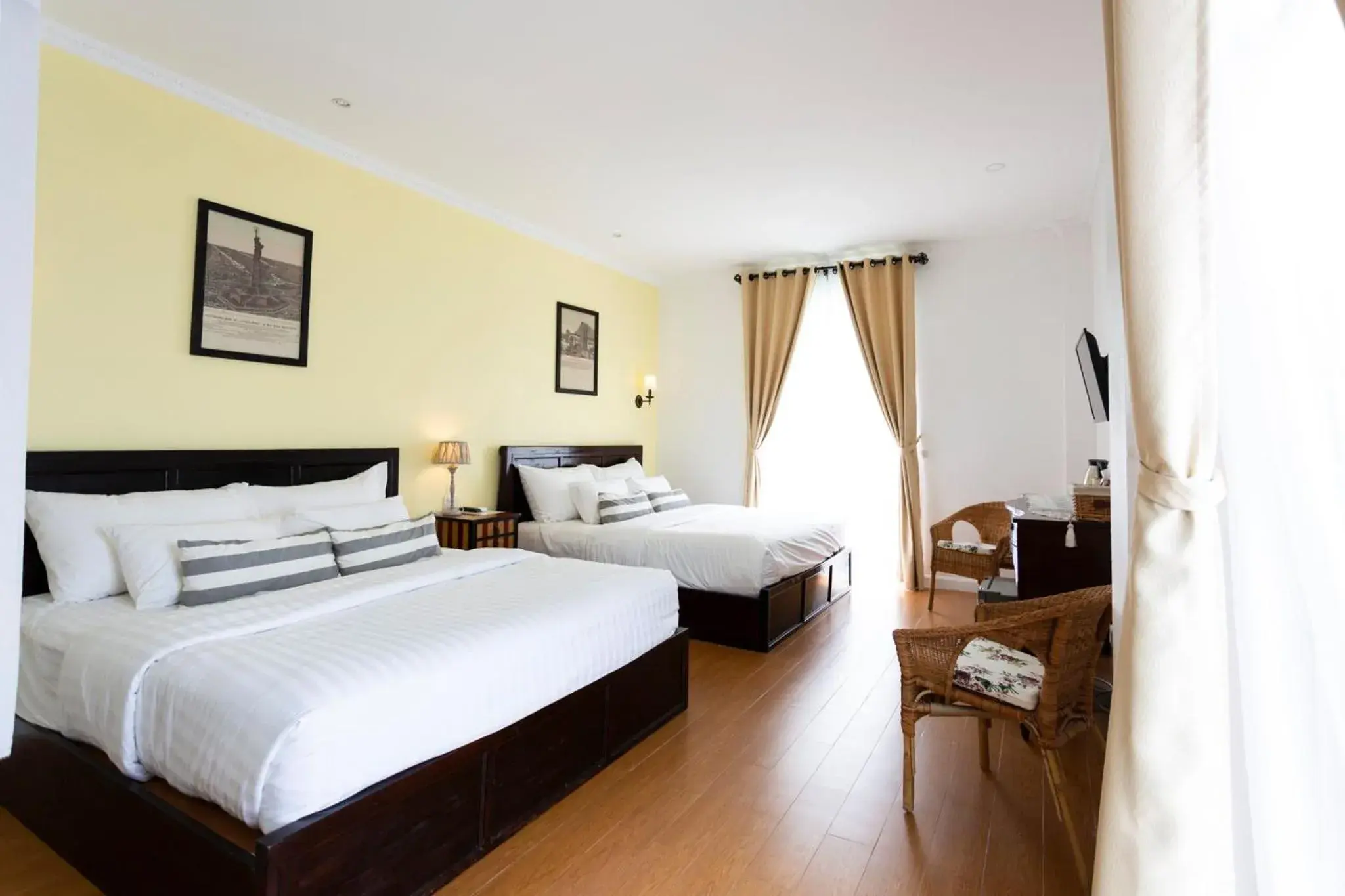 Quadruple Room with Balcony in Nai Suan Bed and Breakfast Quadruple Room with Balcony in Nai Suan Bed and Breakfast