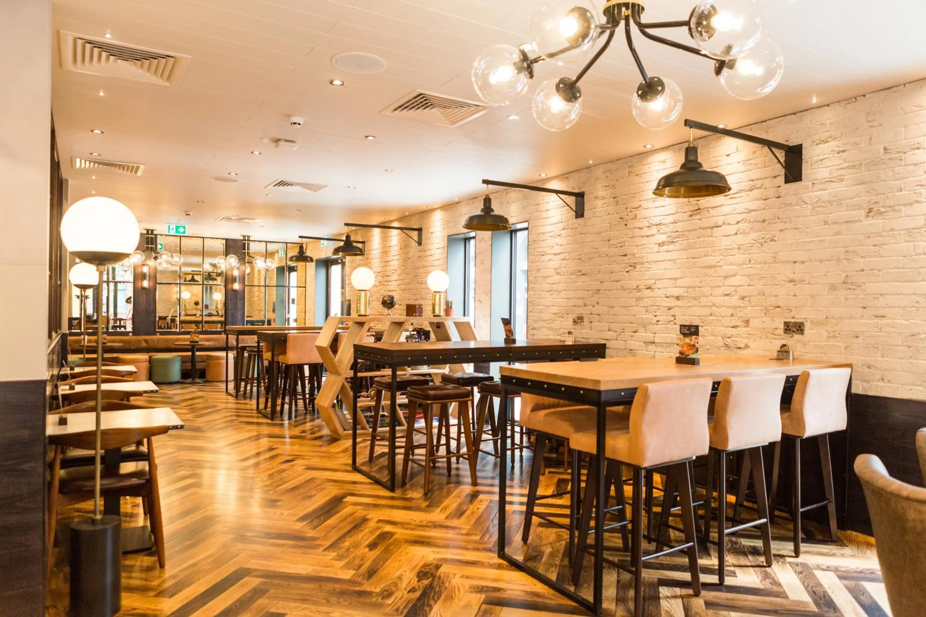 Restaurant/places to eat in hub London - King's Cross