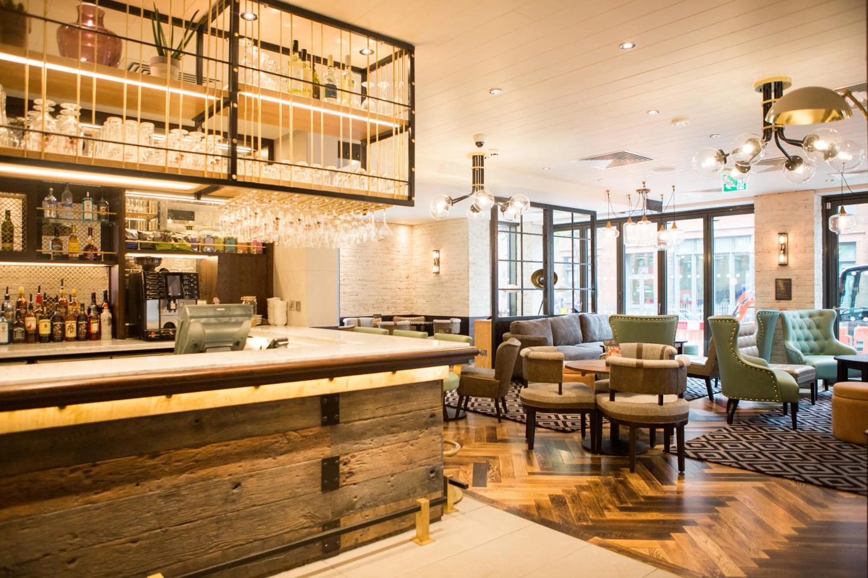 Lounge or bar in hub London - King's Cross