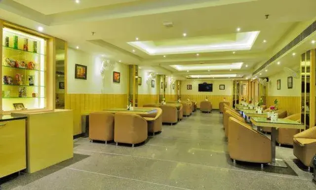Restaurant/places to eat in Aman Continental - 2Mins from Railway Station and 5 Mins from Metro Restaurant/places to eat in Aman Continental - 2Mins from Railway Station and 5 Mins from Metro