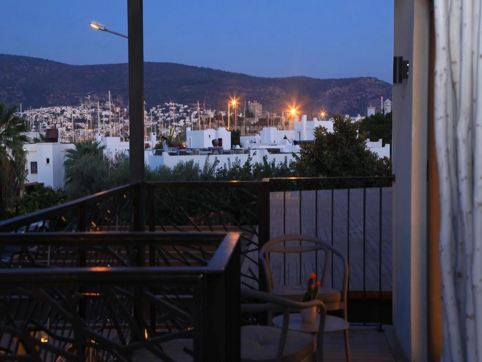 Night, Mountain View in Eskiceshme Bodrum Marina