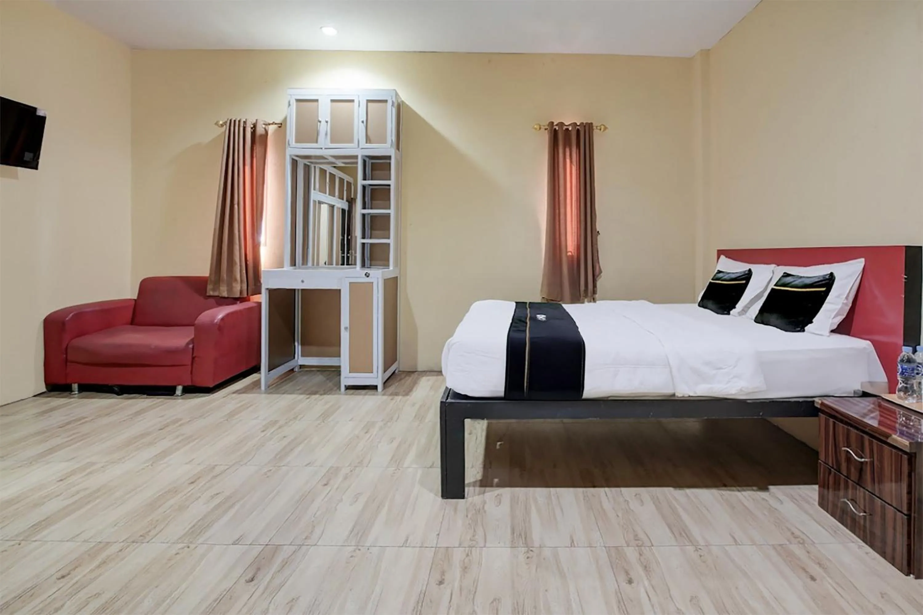 Standard Double Room in Collection O near Fanindo formerly Sena Inn