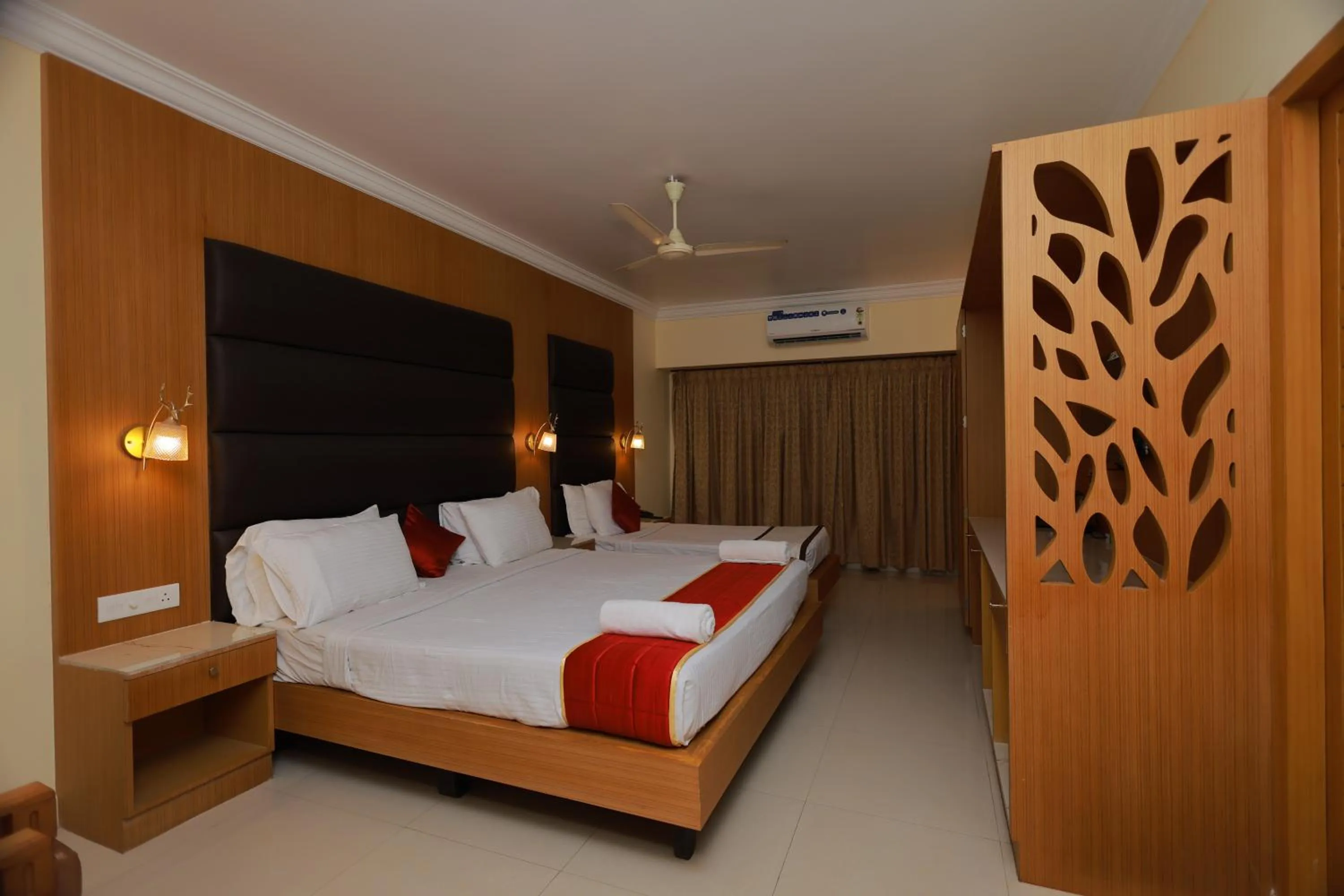 Bed in Hotel Sangam