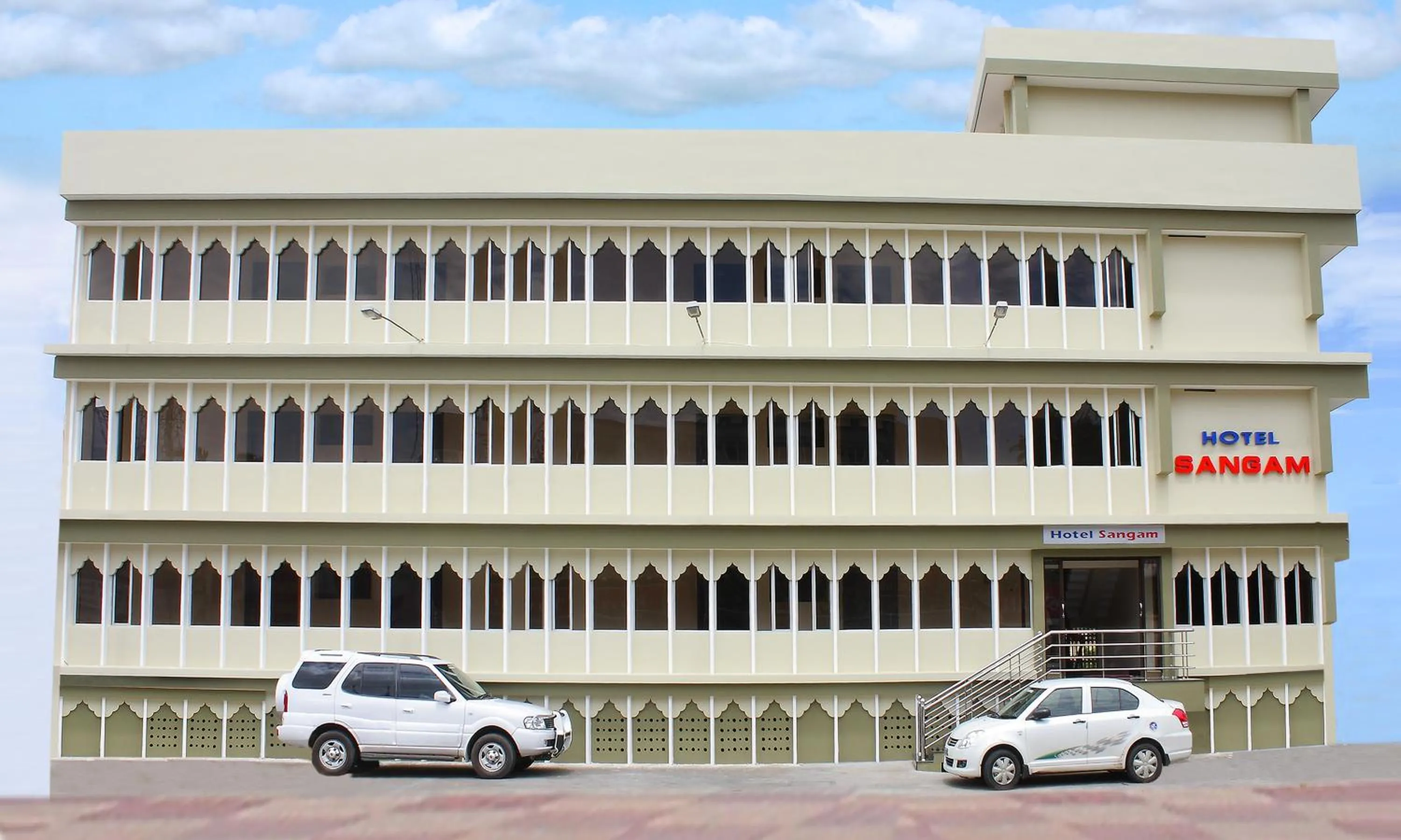 Facade/entrance in Hotel Sangam