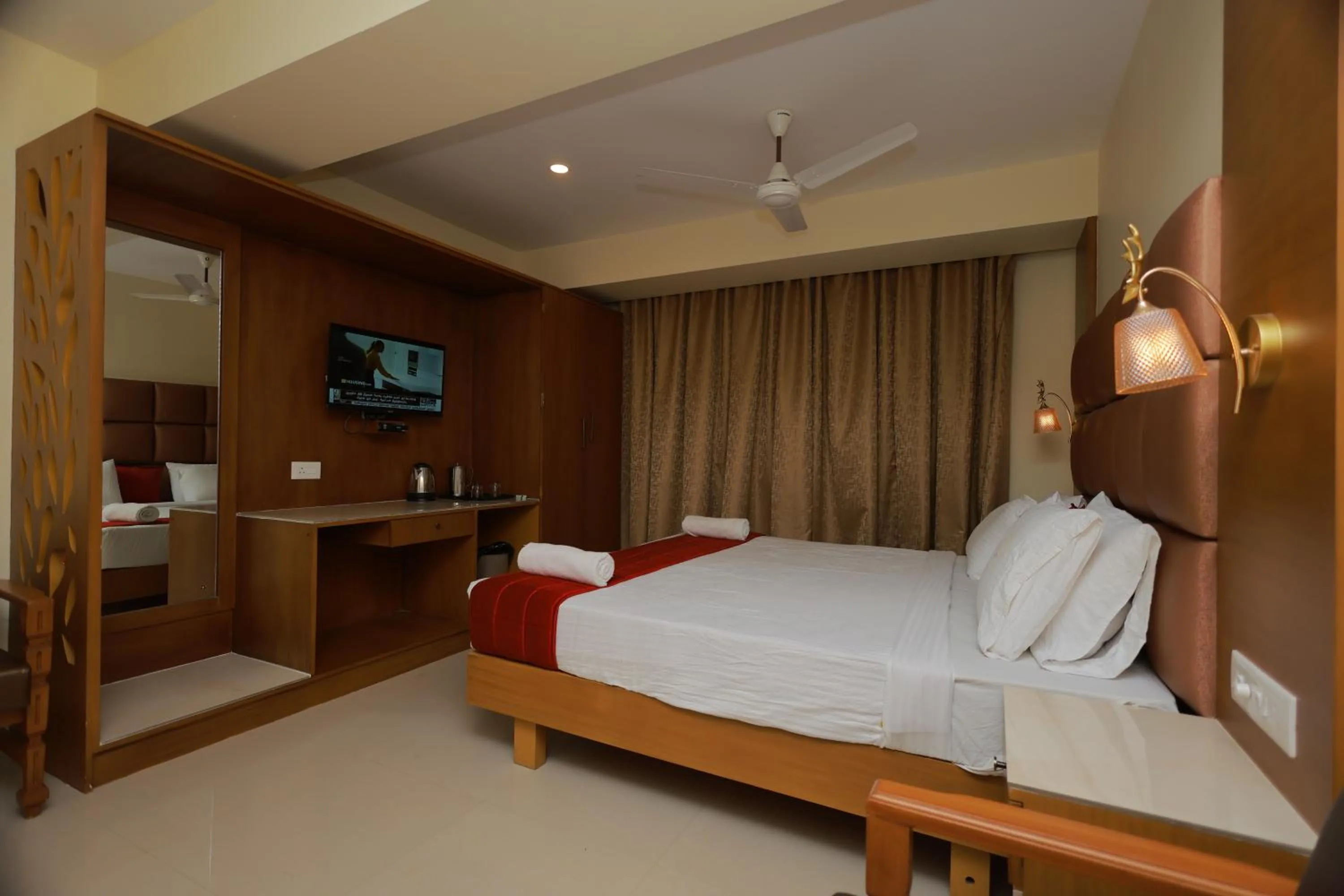 Bed in Hotel Sangam