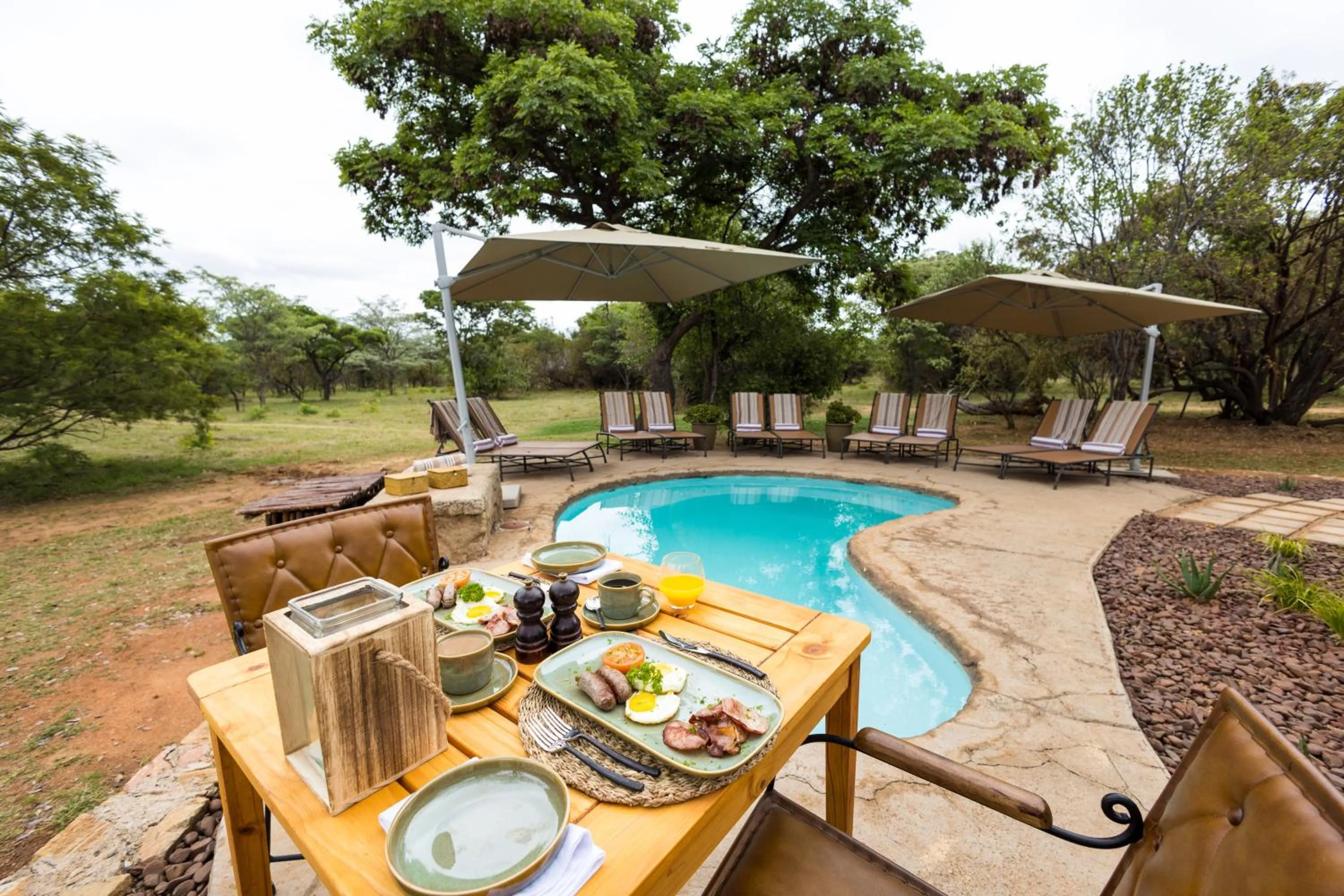 Swimming pool in Kwafubesi Tented Safari Camp