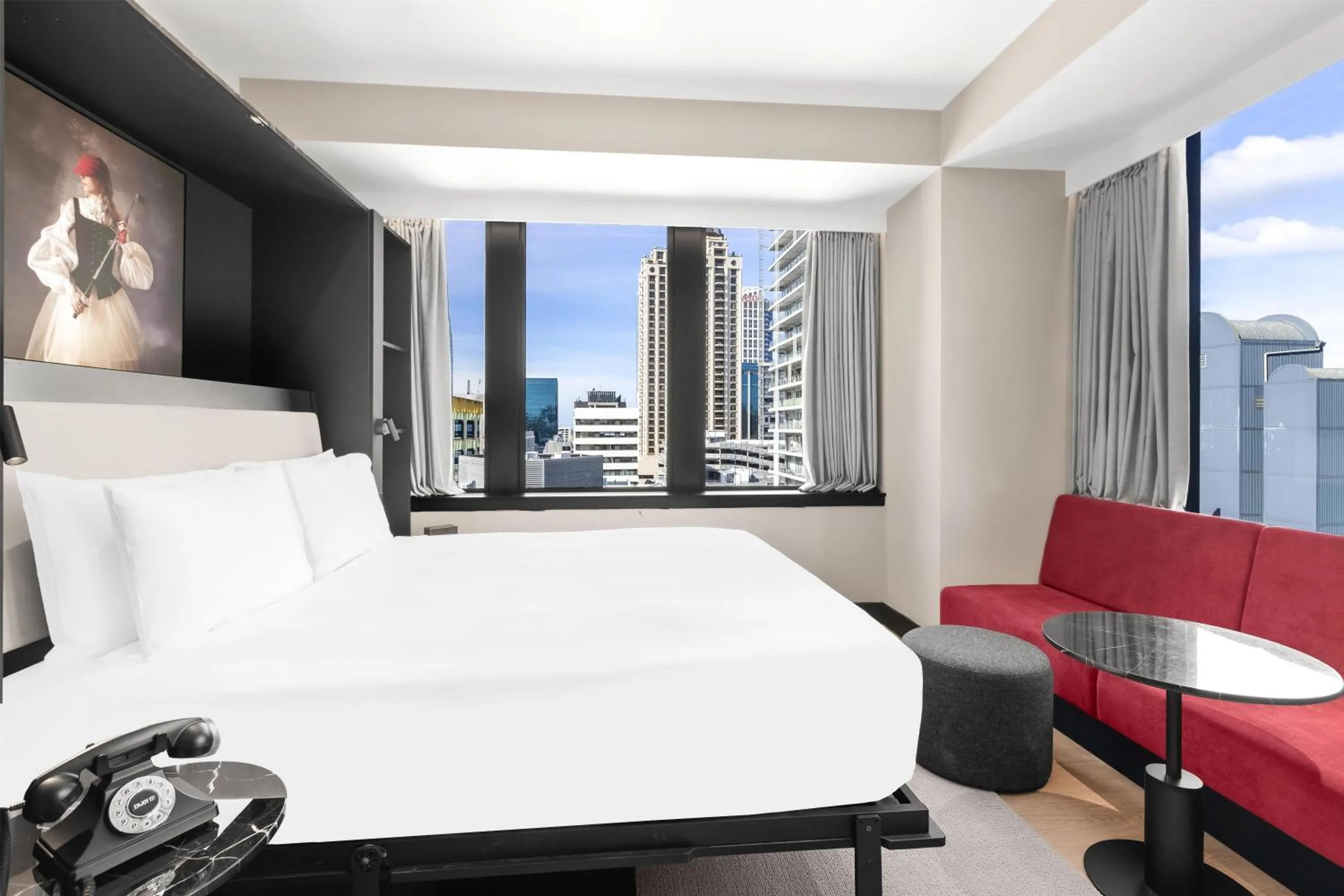 Radisson RED Auckland