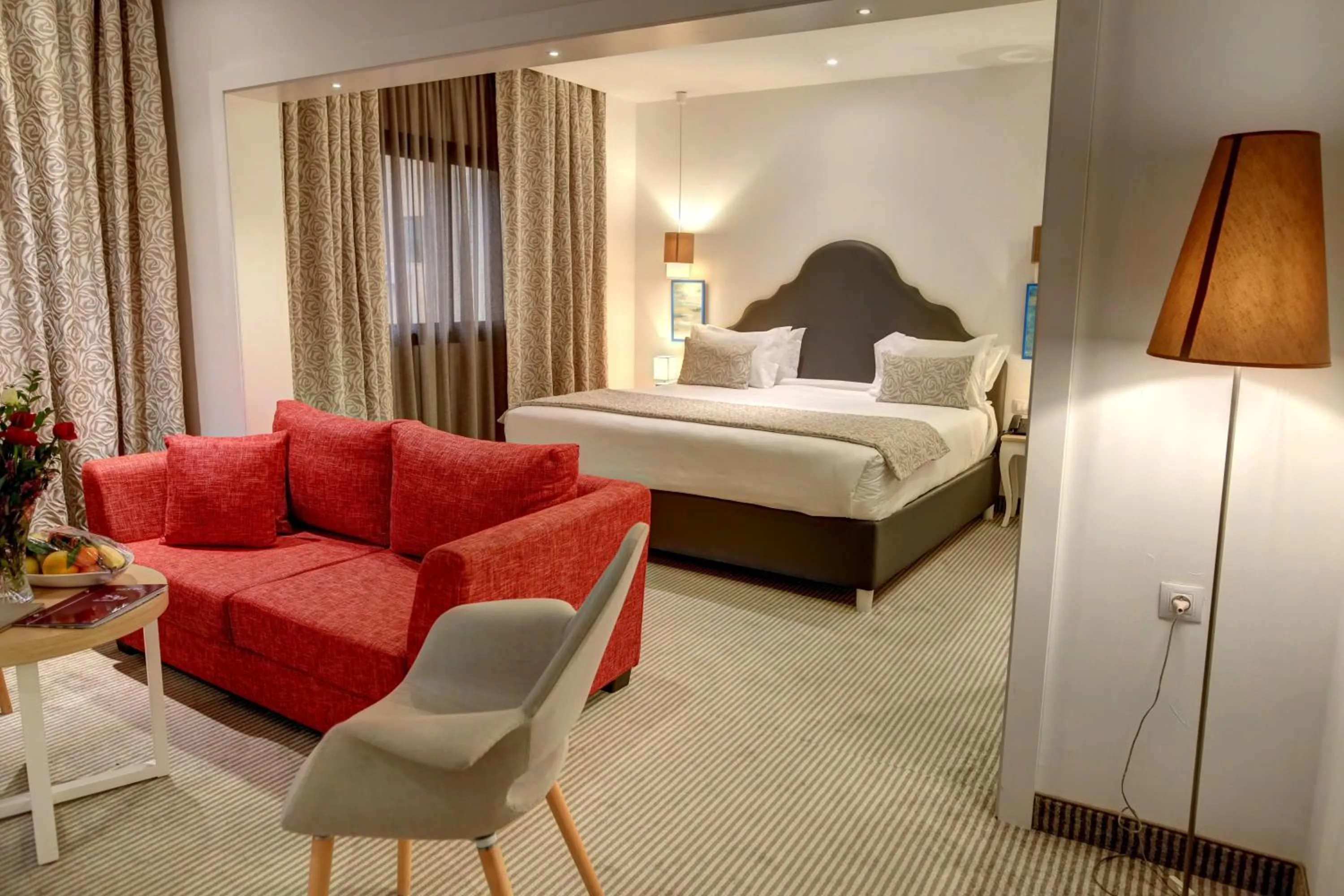 VIP, Bed in Hotel Lac Leman, LES BERGES DU LAC