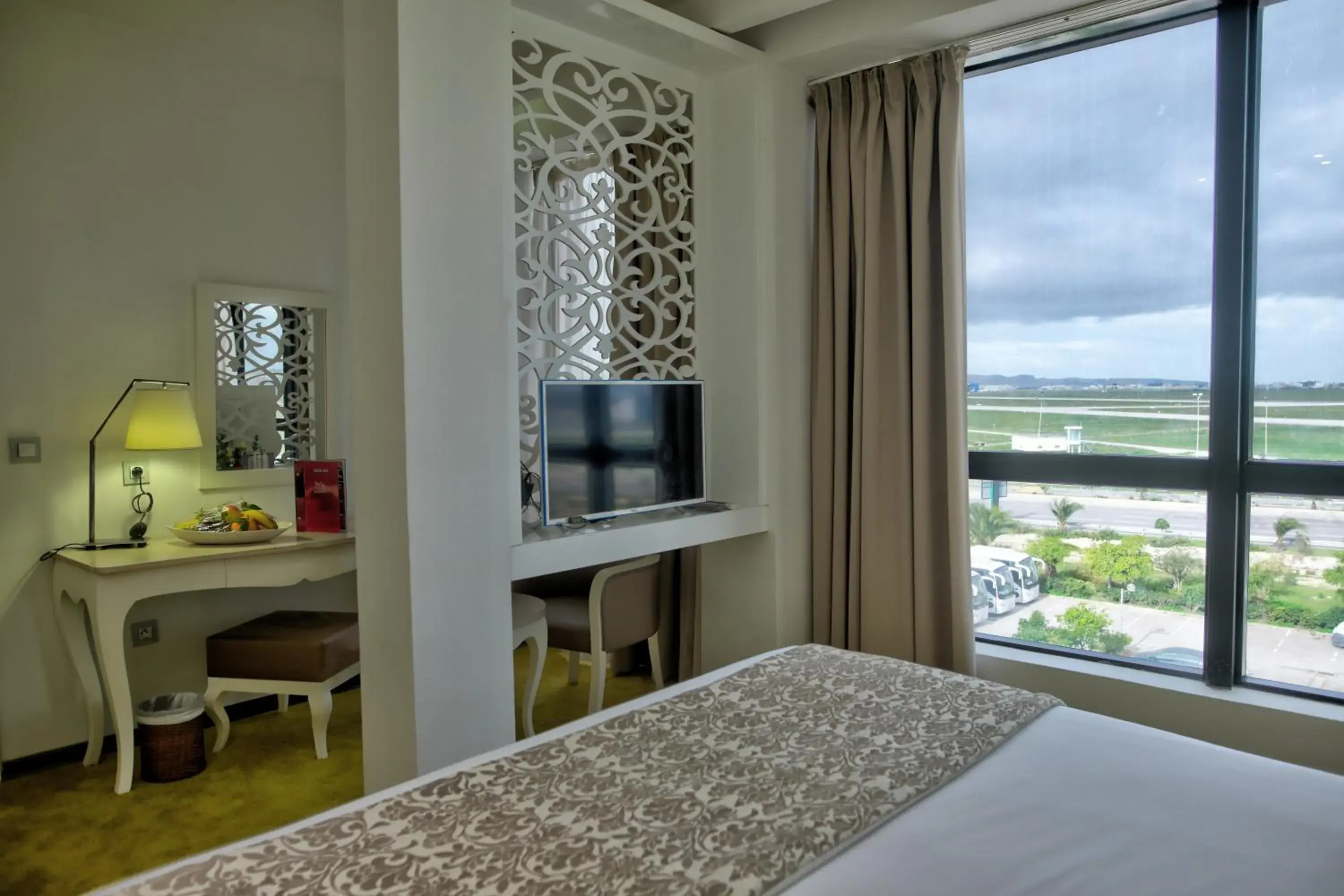 View (from property/room), Bed in Hotel Lac Leman, LES BERGES DU LAC View (from property/room), Bed in Hotel Lac Leman, LES BERGES DU LAC