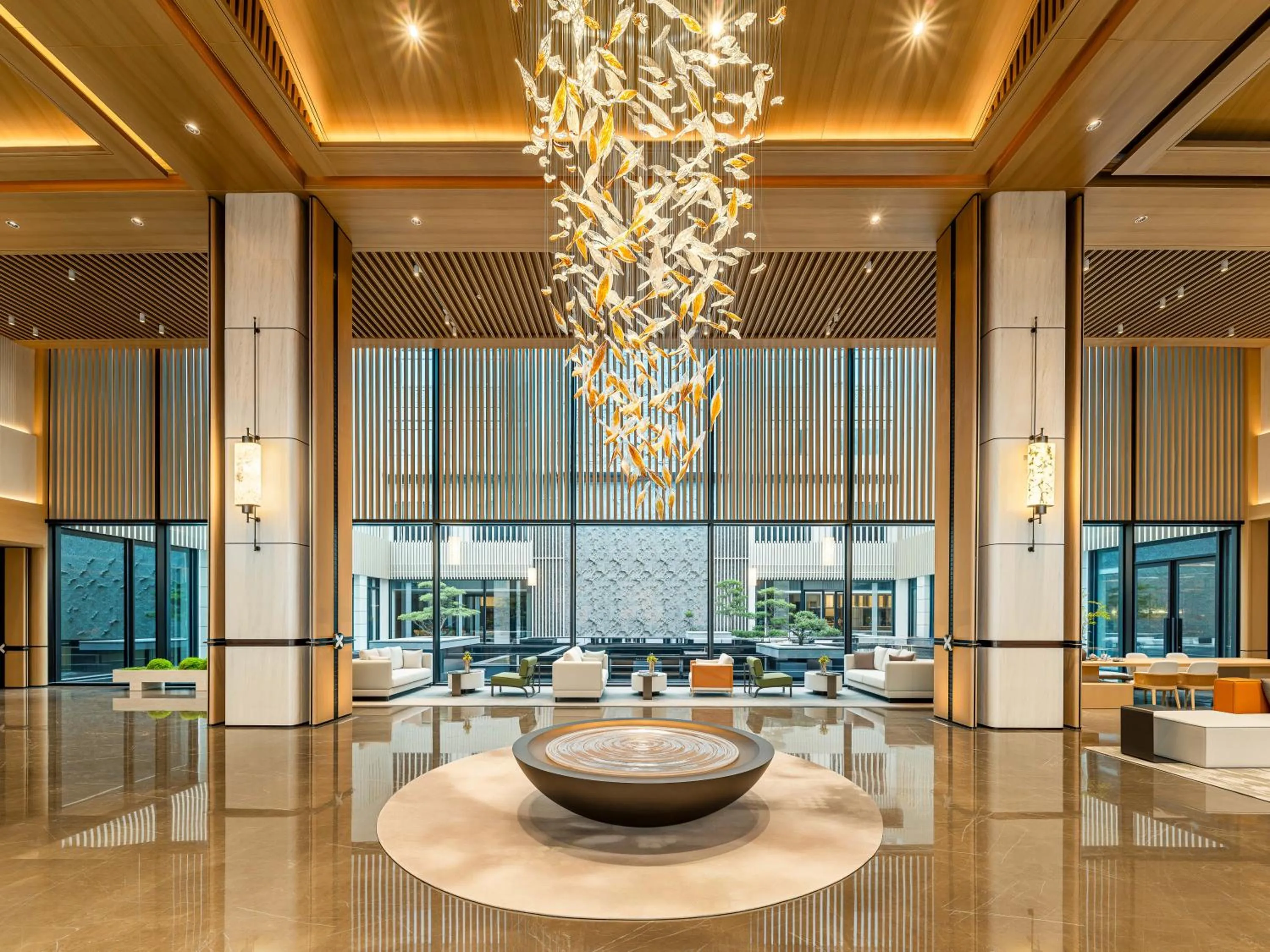 Lobby or reception in Holiday Inn Ningde Jiaocheng by IHG