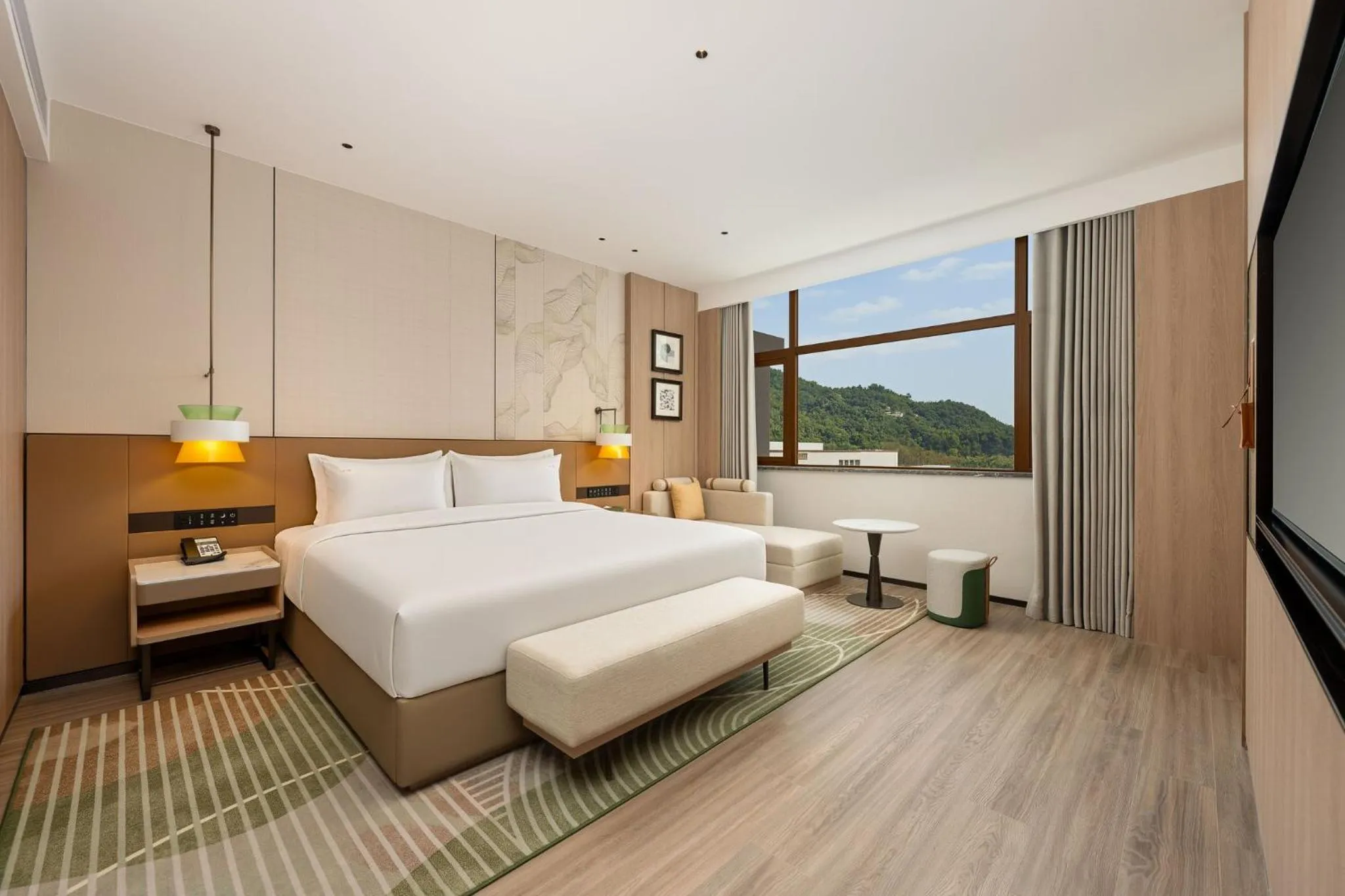 Photo of the whole room, Bed in Holiday Inn Ningde Jiaocheng by IHG