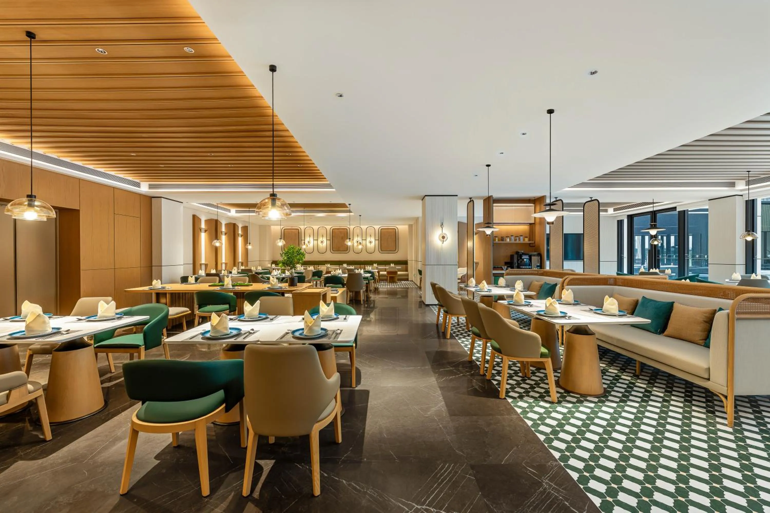 Restaurant/places to eat in Holiday Inn Ningde Jiaocheng by IHG