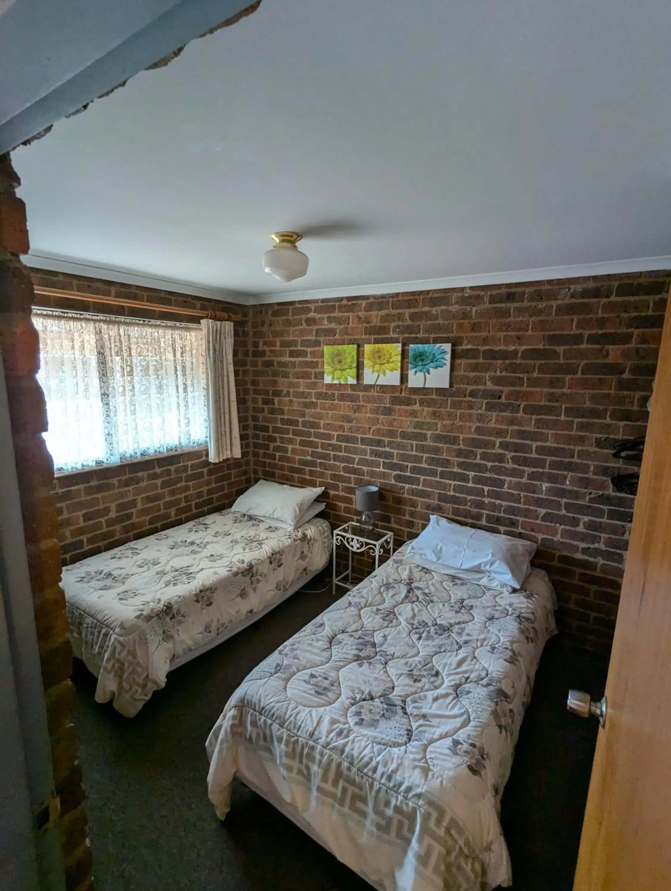Family Room in Barham Colonial Motel Family Room in Barham Colonial Motel