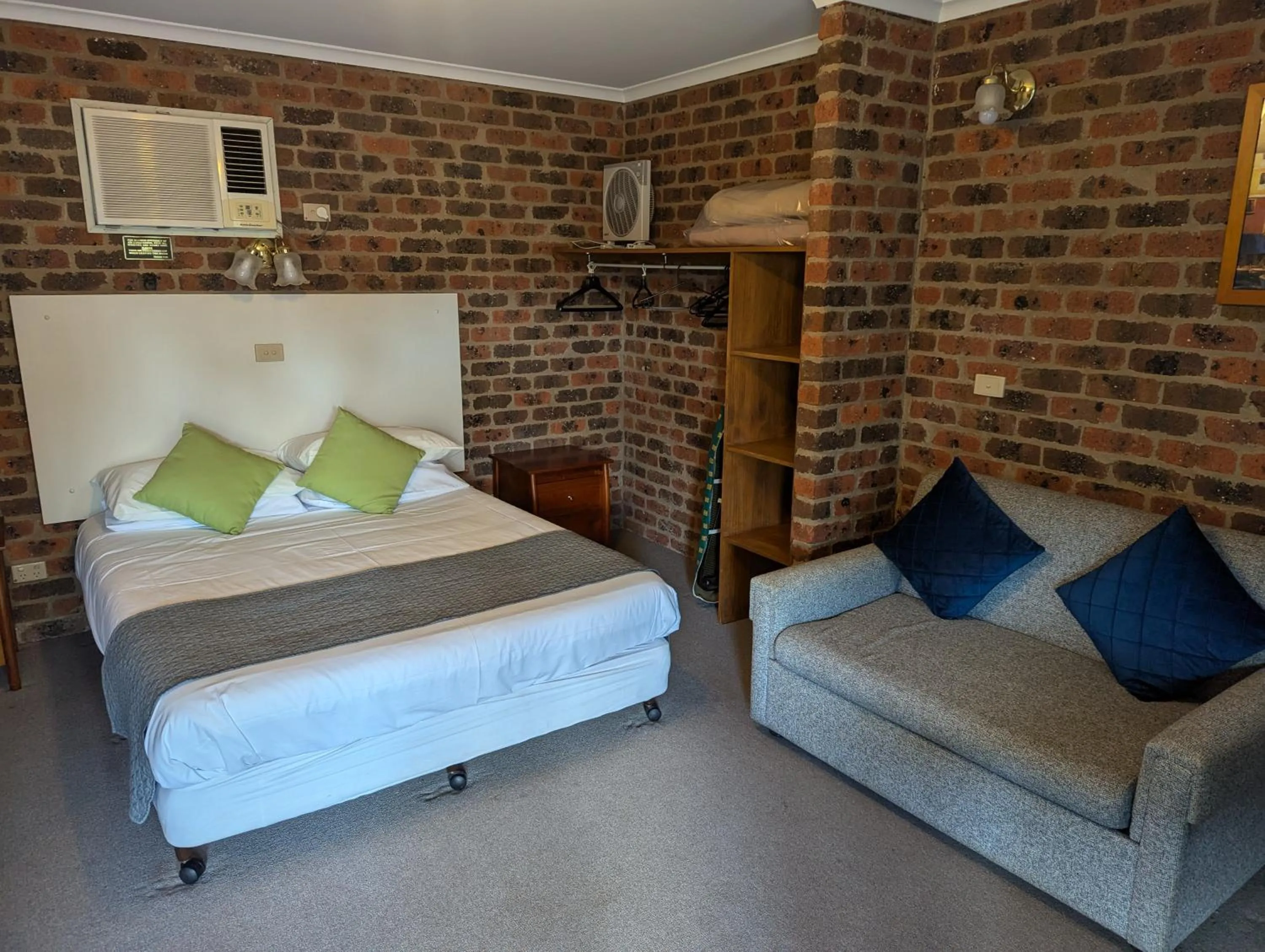 Bed in Barham Colonial Motel