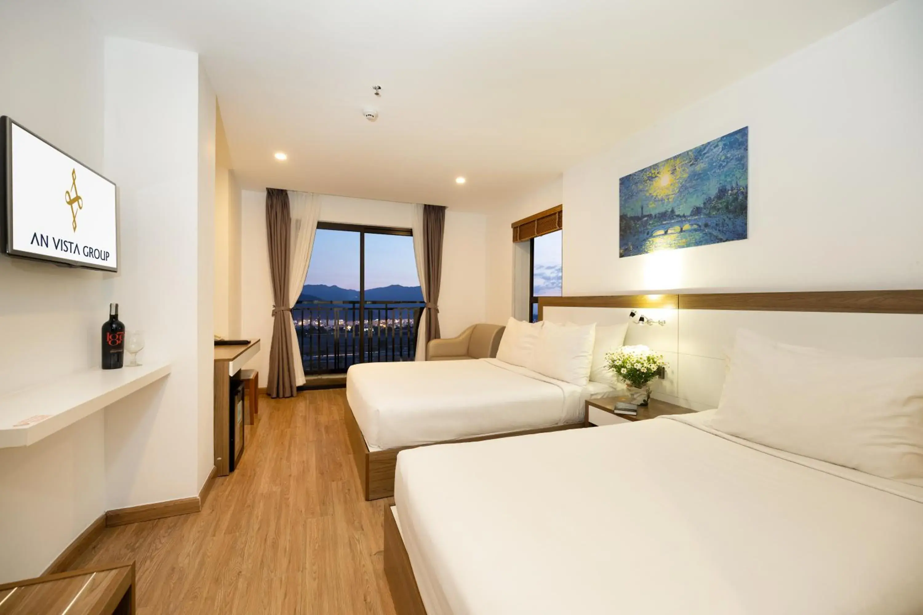Premier Triple Room with Mountain View in An Vista Hotel Premier Triple Room with Mountain View in An Vista Hotel