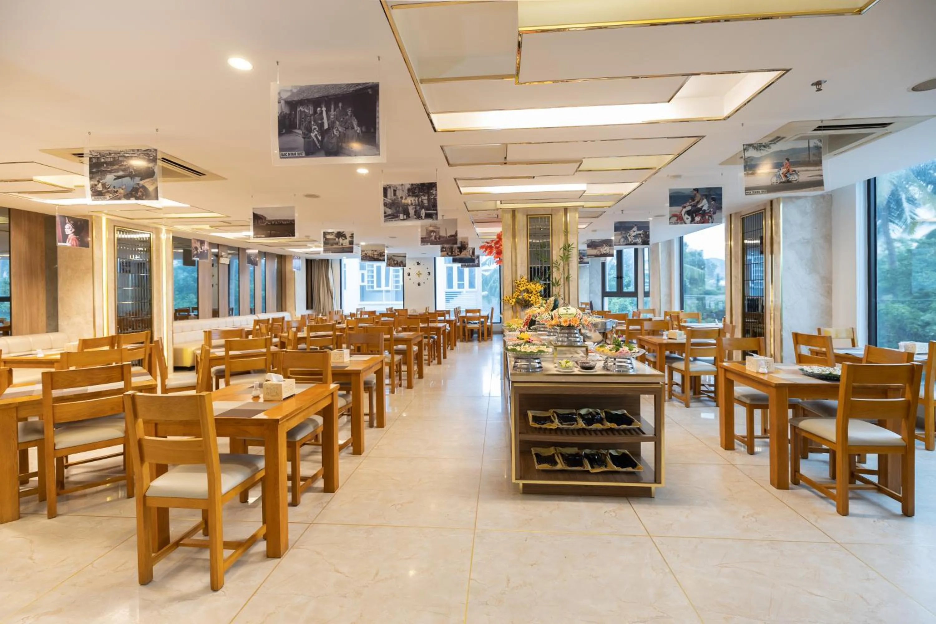 Restaurant/places to eat in An Vista Hotel