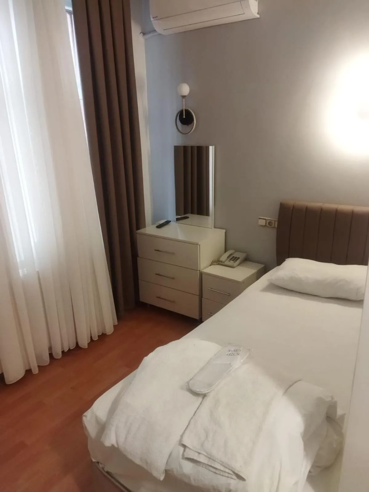 Bed in Adil Konak Hotel