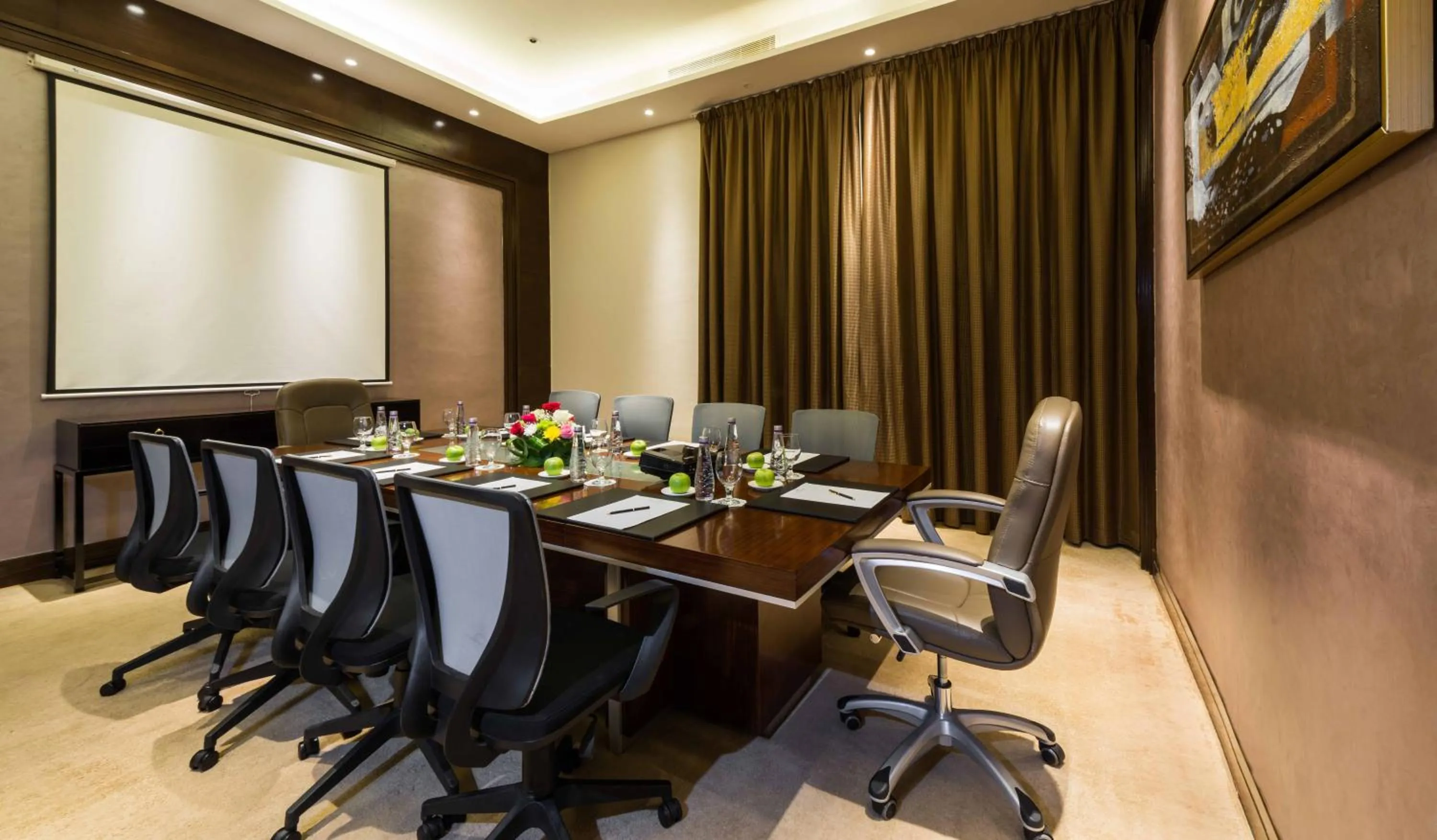 Business facilities in Boudl Mahayel Aseer