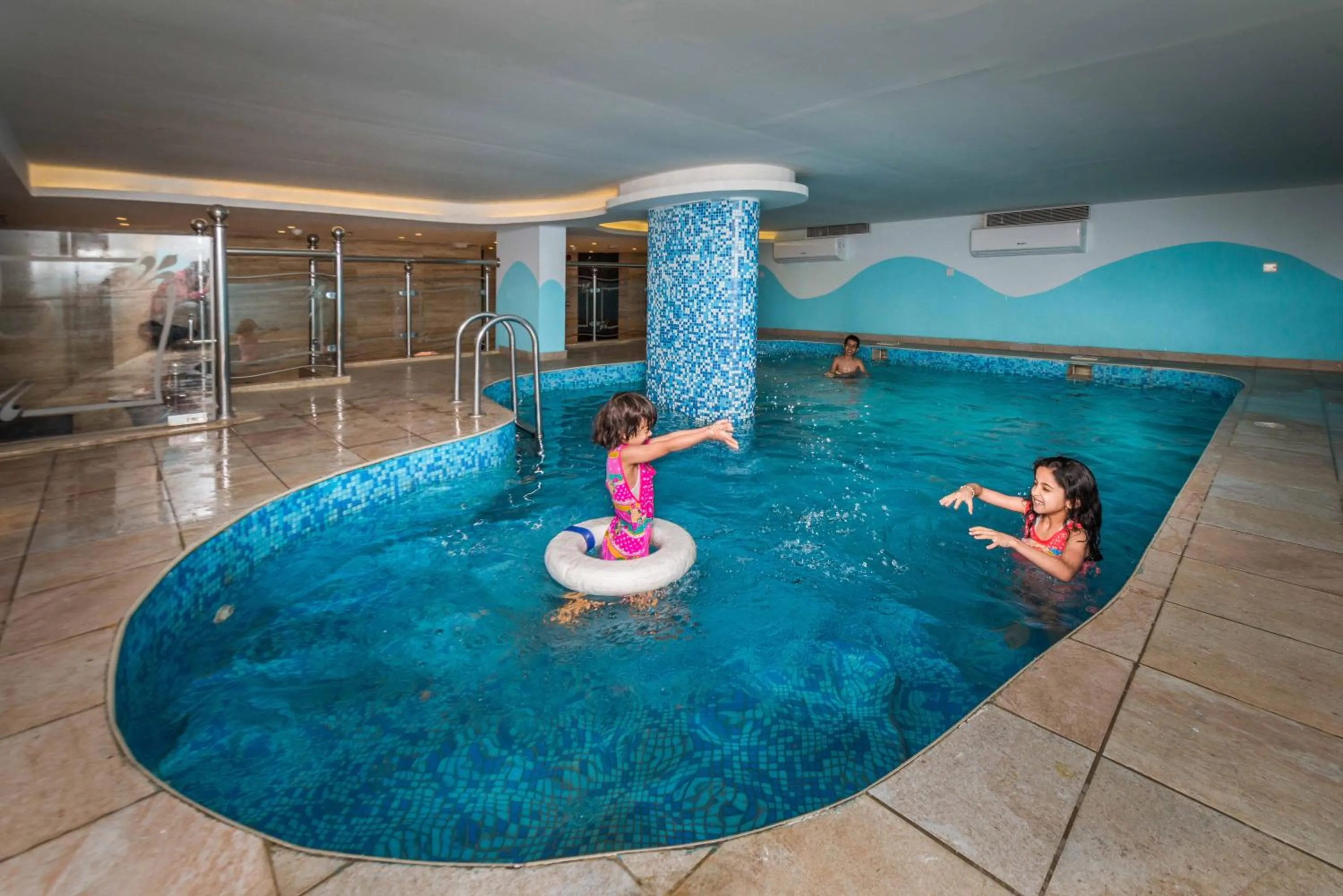 Swimming pool in Boudl Mahayel Aseer