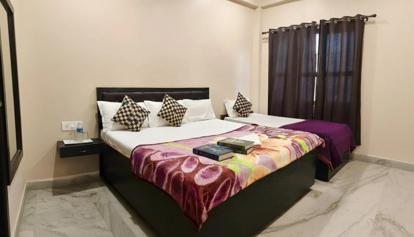 Hotel Sharada