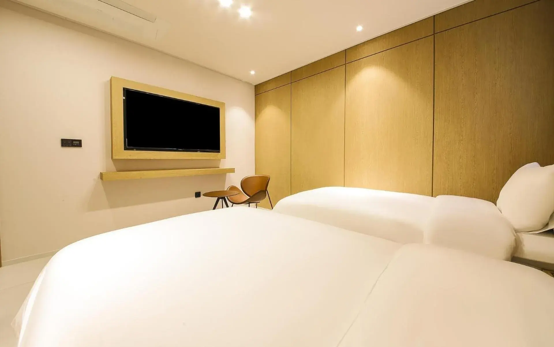 Single Twin in Busan Seomyeon Nestly Hotel Single Twin in Busan Seomyeon Nestly Hotel