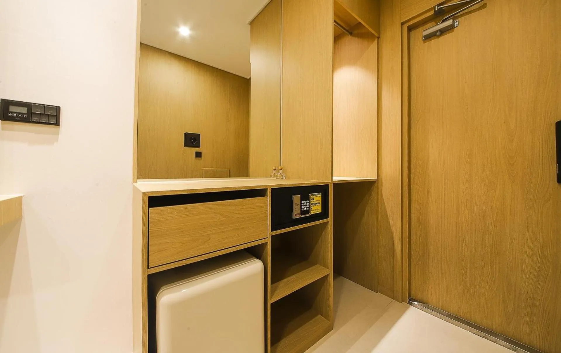 Busan Seomyeon Nestly Hotel