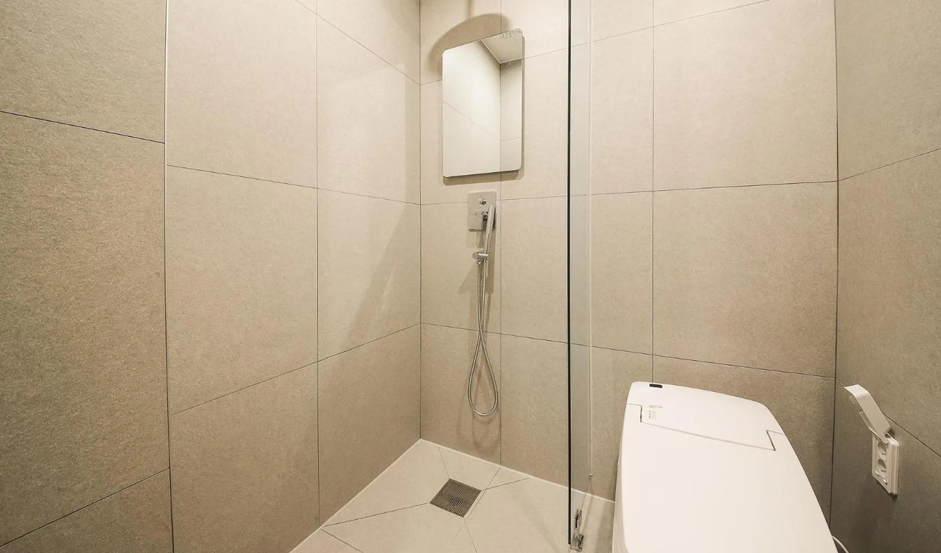 Busan Seomyeon Nestly Hotel