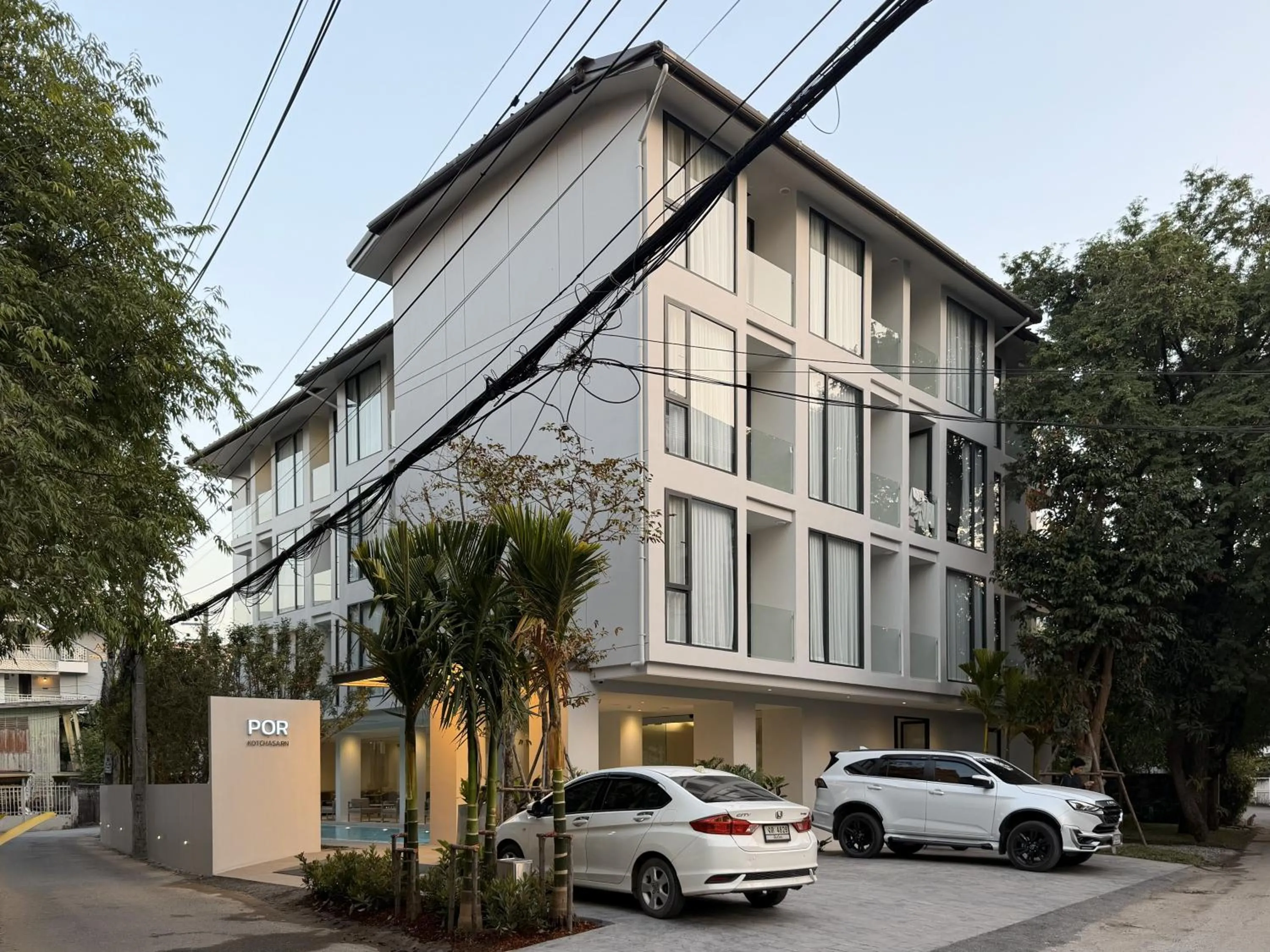 Property building in POR Kotchasarn