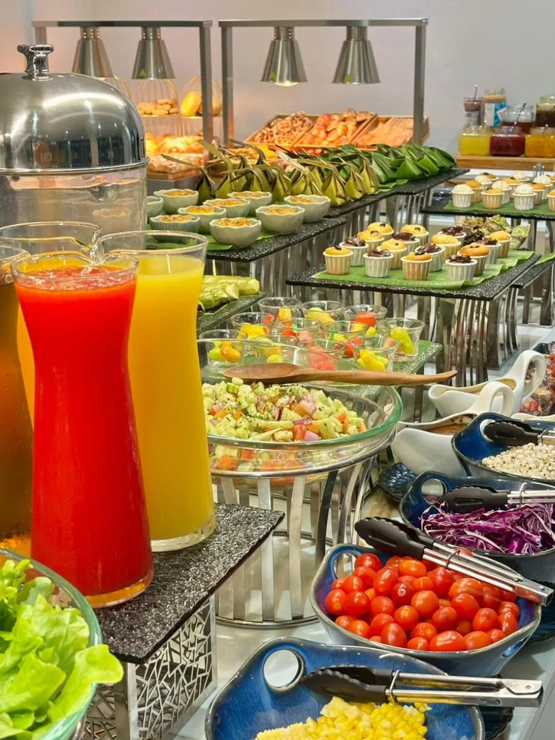 Food and drinks in POR Kotchasarn