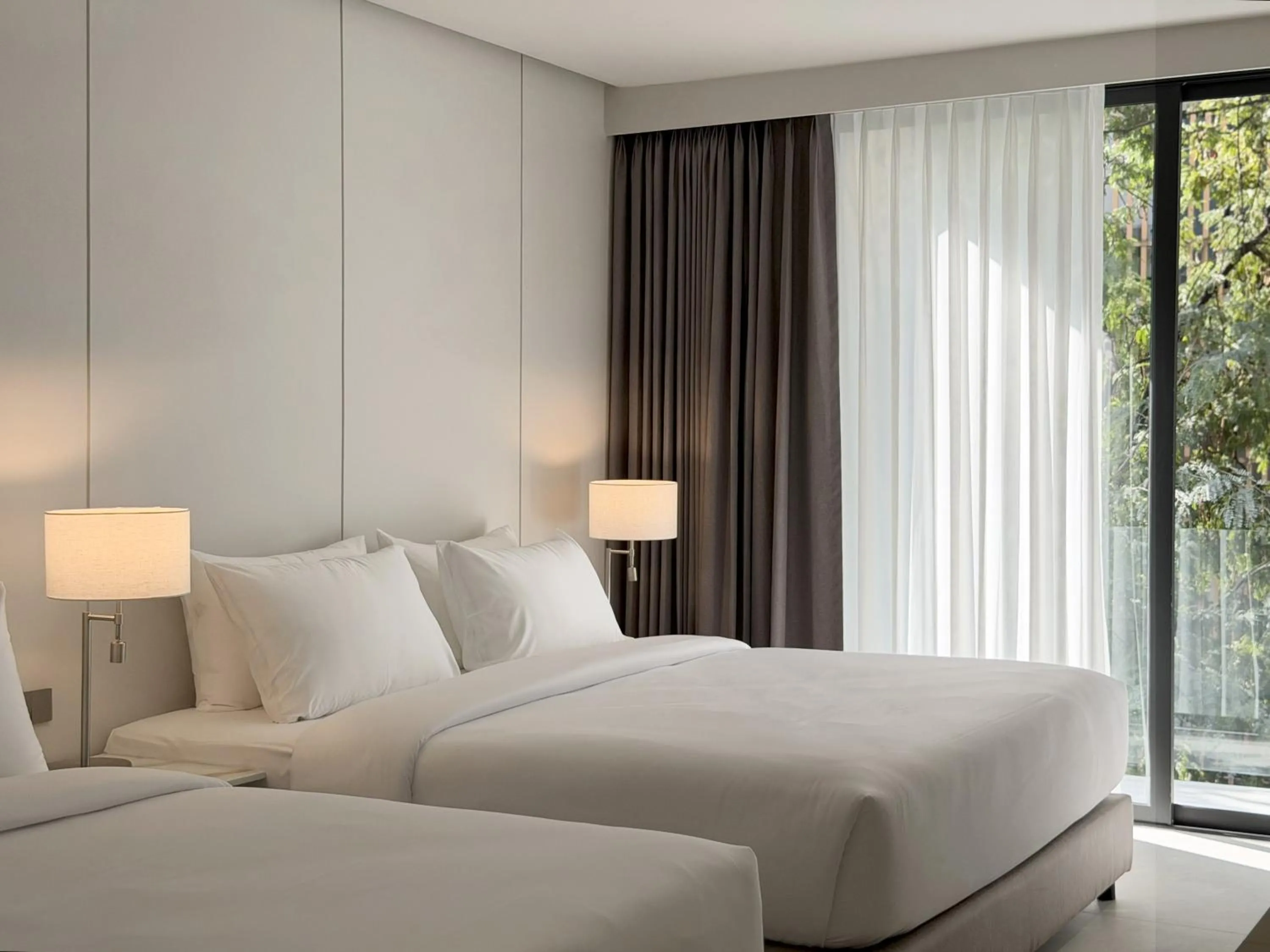 Photo of the whole room, Bed in POR Kotchasarn