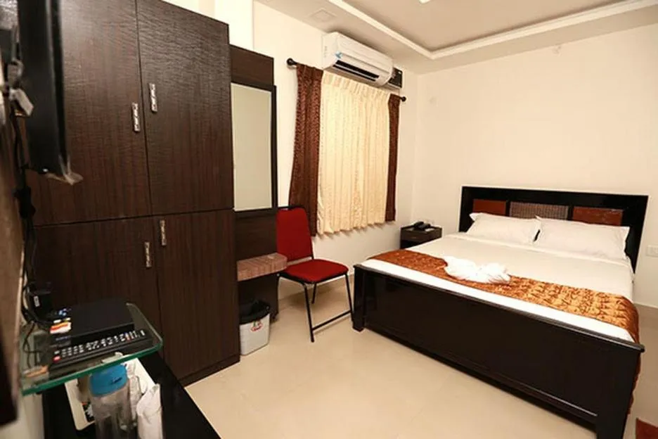 Bed in Karuna Regent