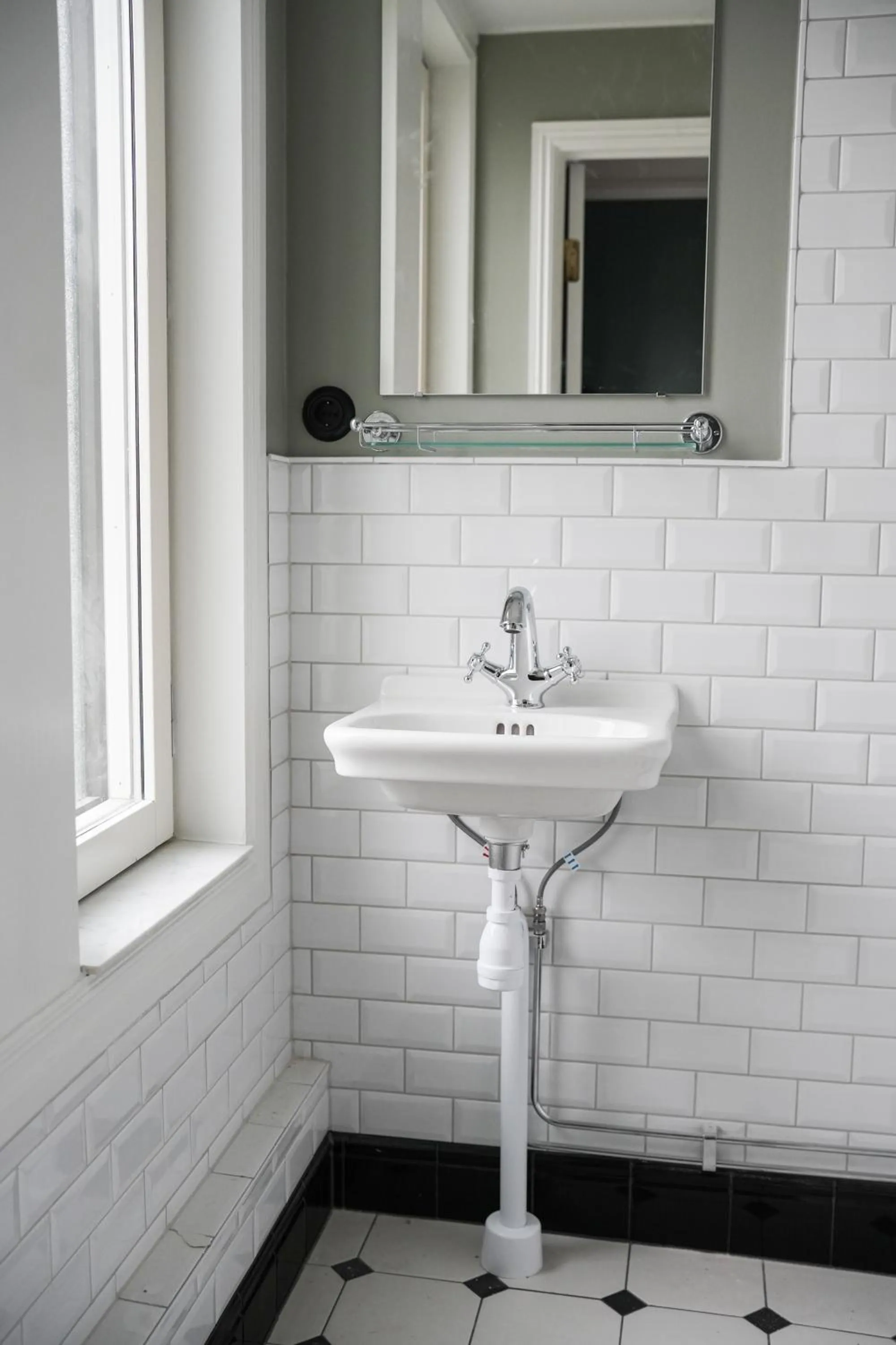 Bathroom in Home Hotel Baltzar