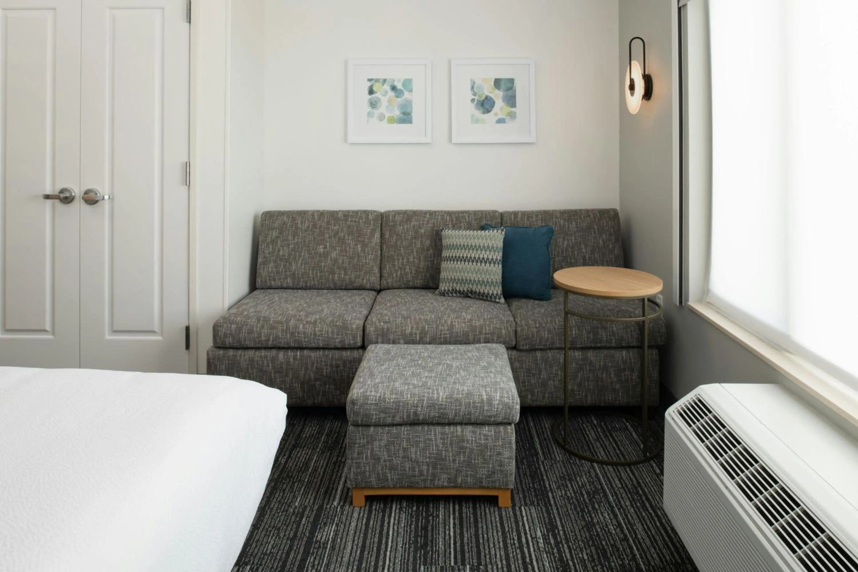 Photo of the whole room, Bed in TownePlace Suites by Marriott Prescott Valley