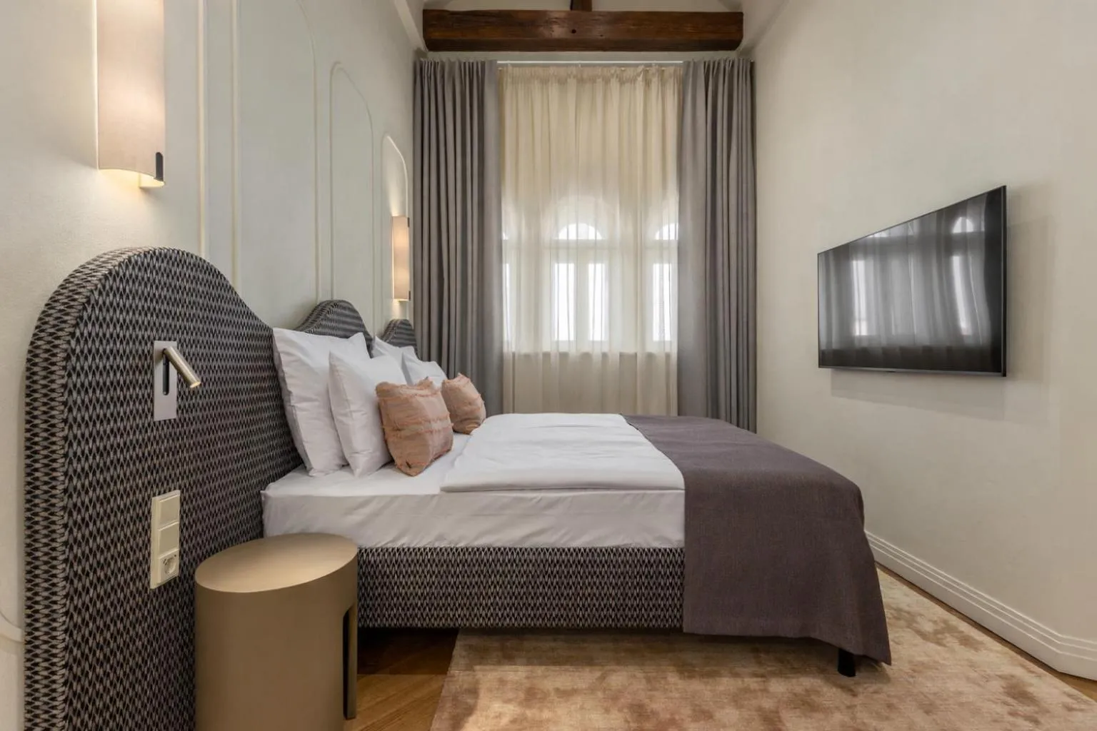 Bed in Carillon Aparthotel - Keystone Collection, opened December 2025