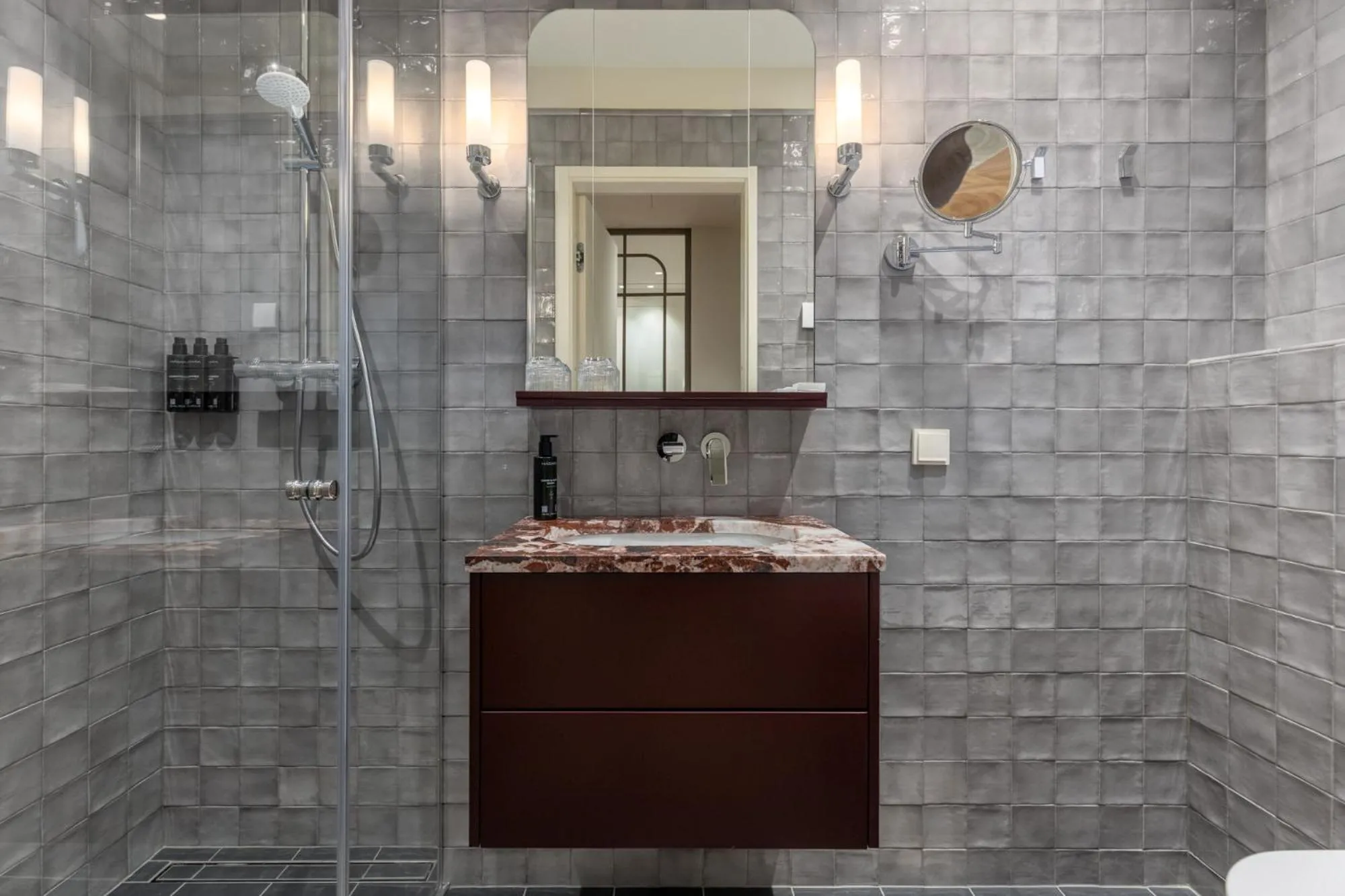 Shower in Carillon Aparthotel - Keystone Collection, opened December 2025