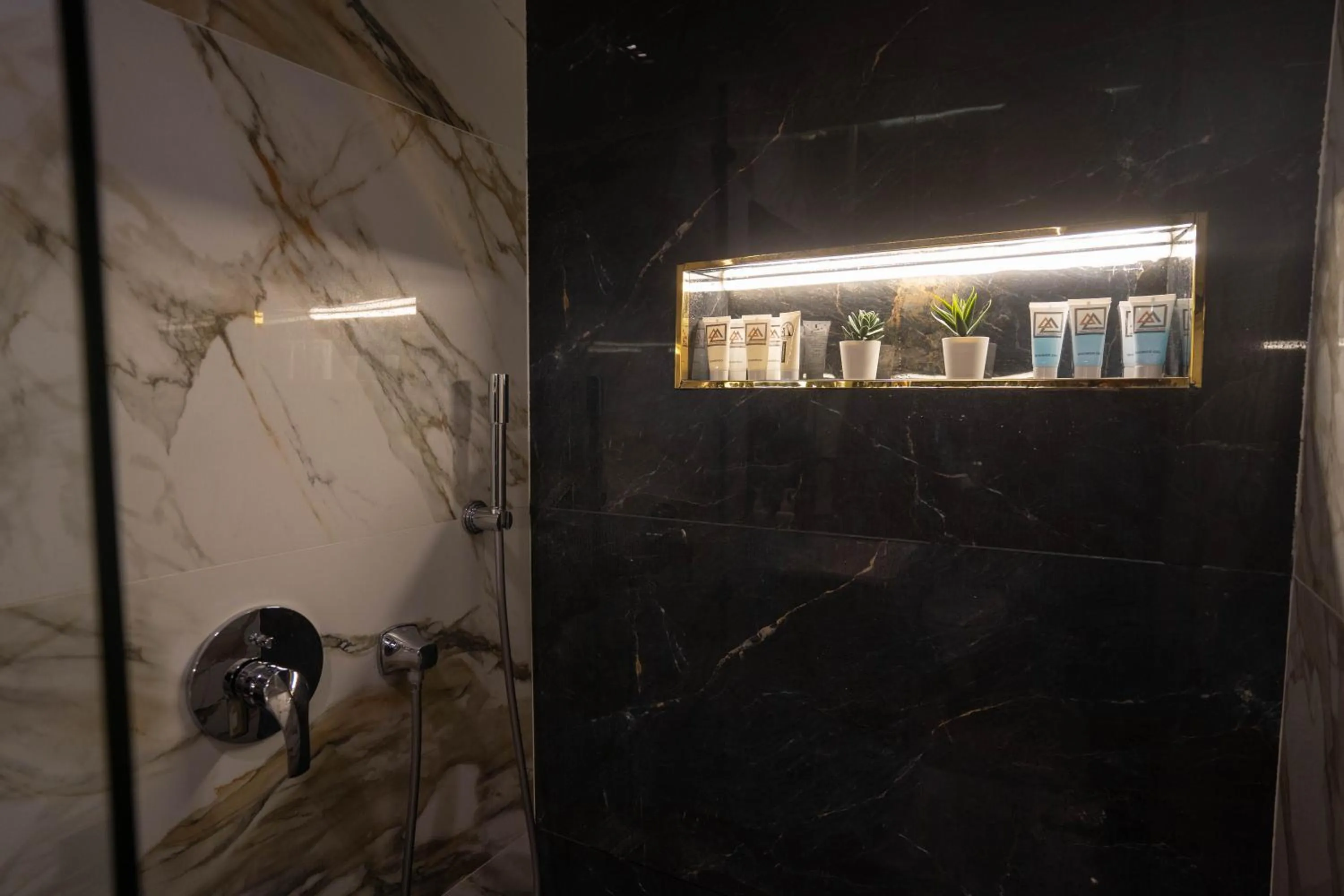 Property building in Great Pyramid Inn