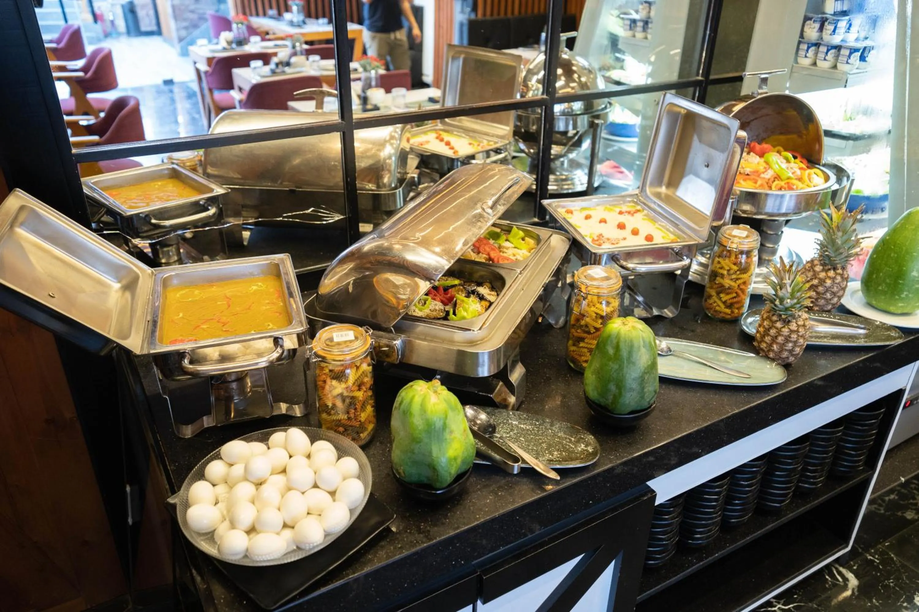 Buffet breakfast in Great Pyramid Inn