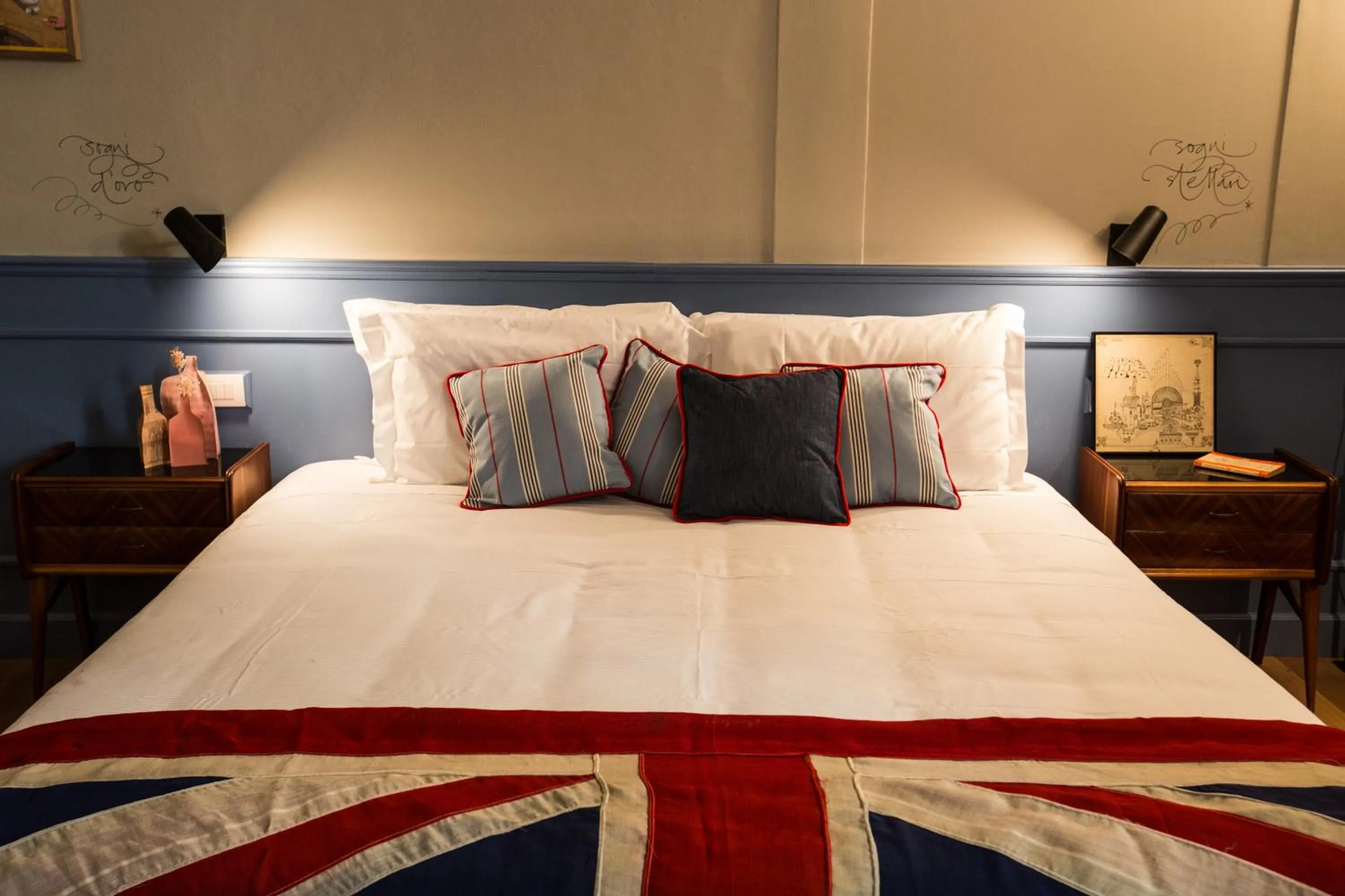 Decorative detail, Bed in AdAstra Suites