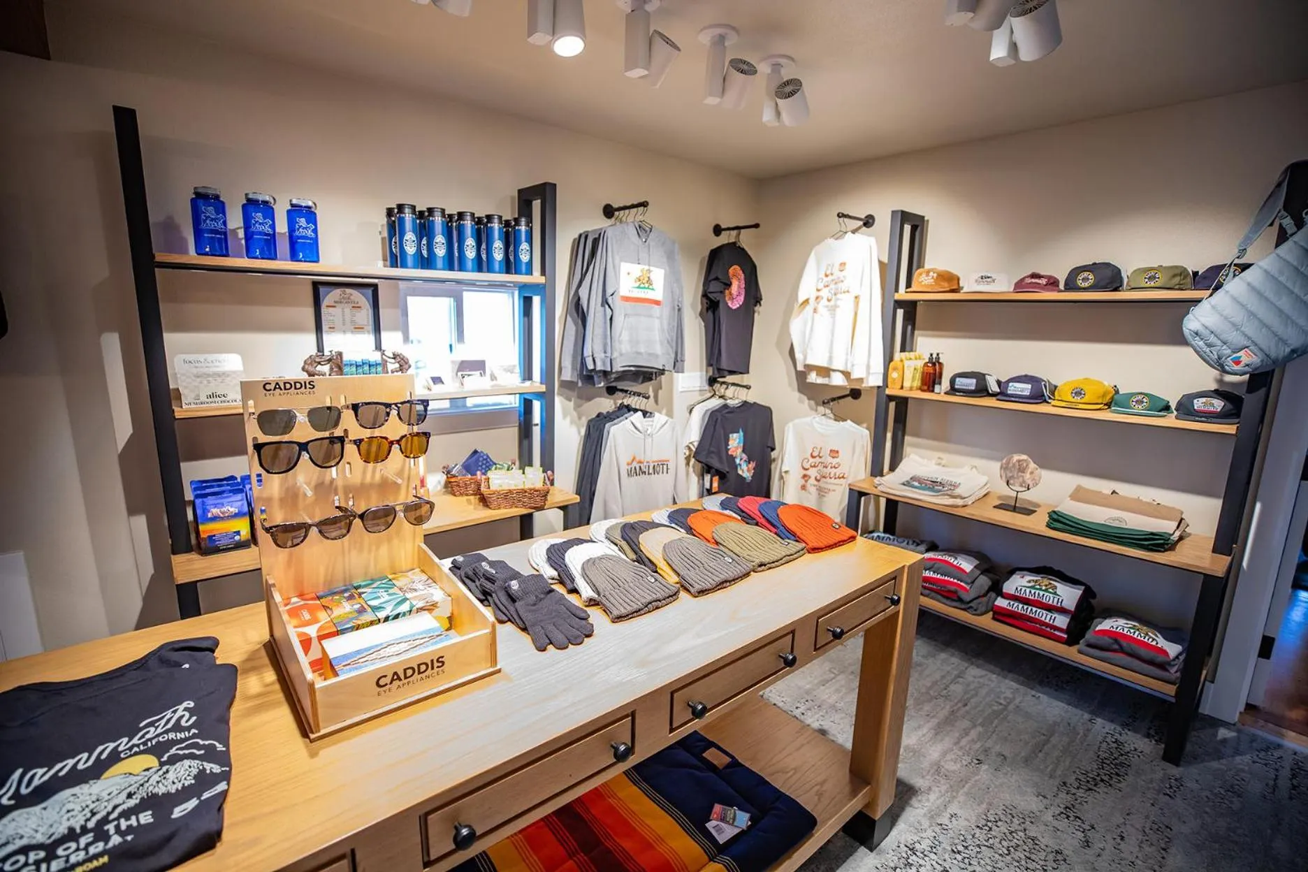 Shopping Area in Outbound Mammoth