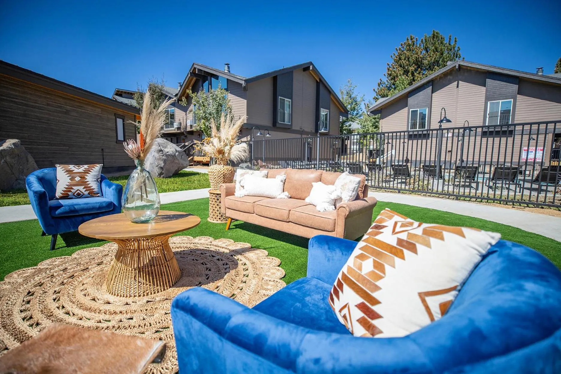 Seating area in Outbound Mammoth