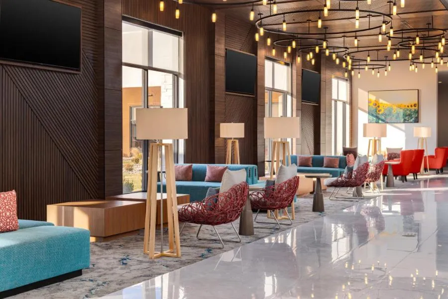 Lobby or reception in Hilton Garden Inn Hutchinson