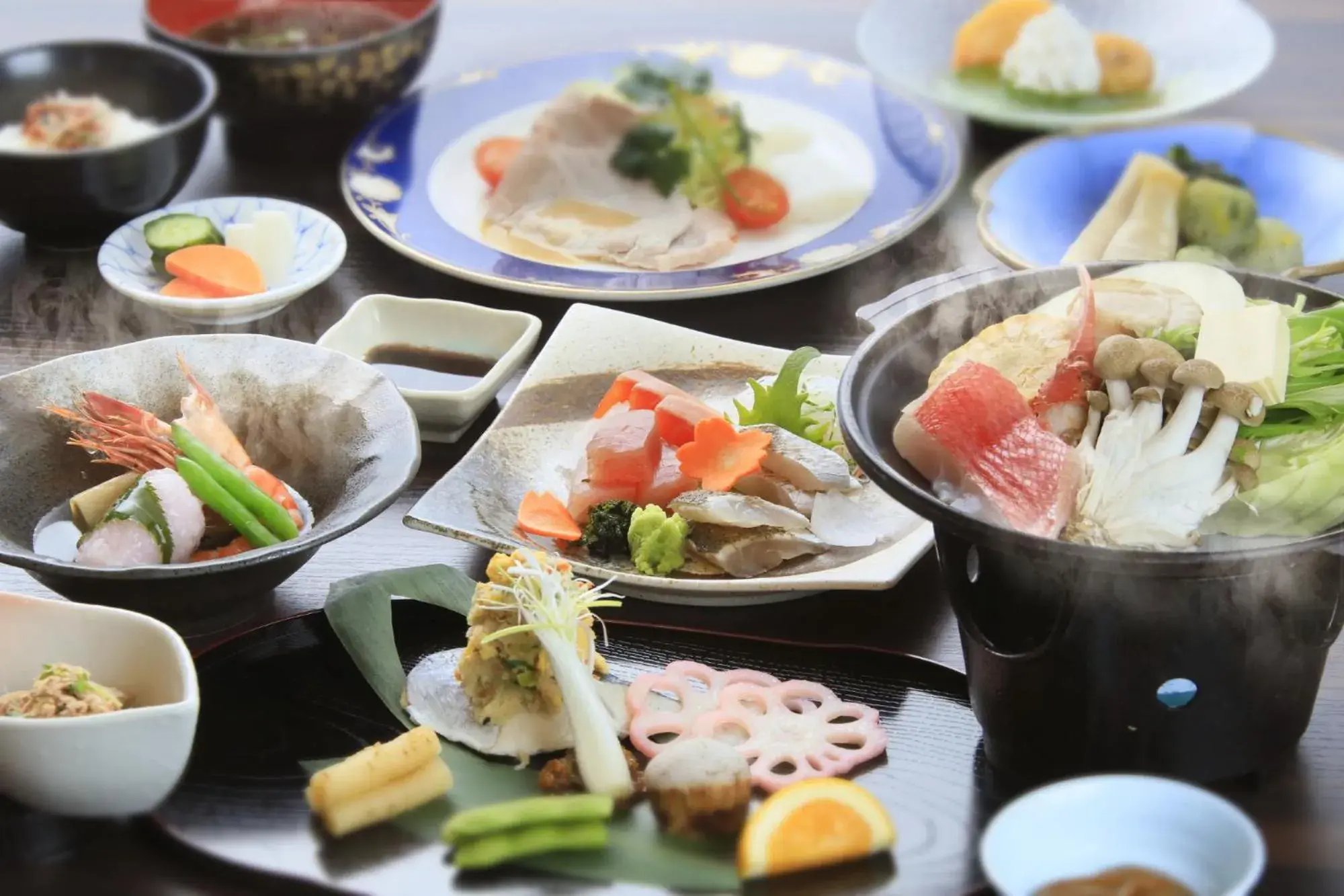 Food and drinks in Izu Ippeki Lake Lakeside Terrace Food and drinks in Izu Ippeki Lake Lakeside Terrace